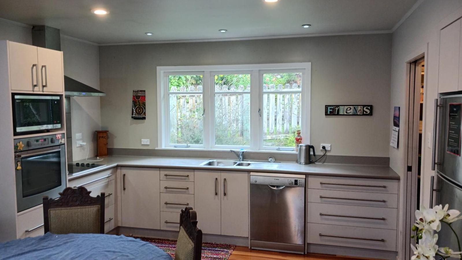 Magpie Cottage Homestay Bed & Breakfast