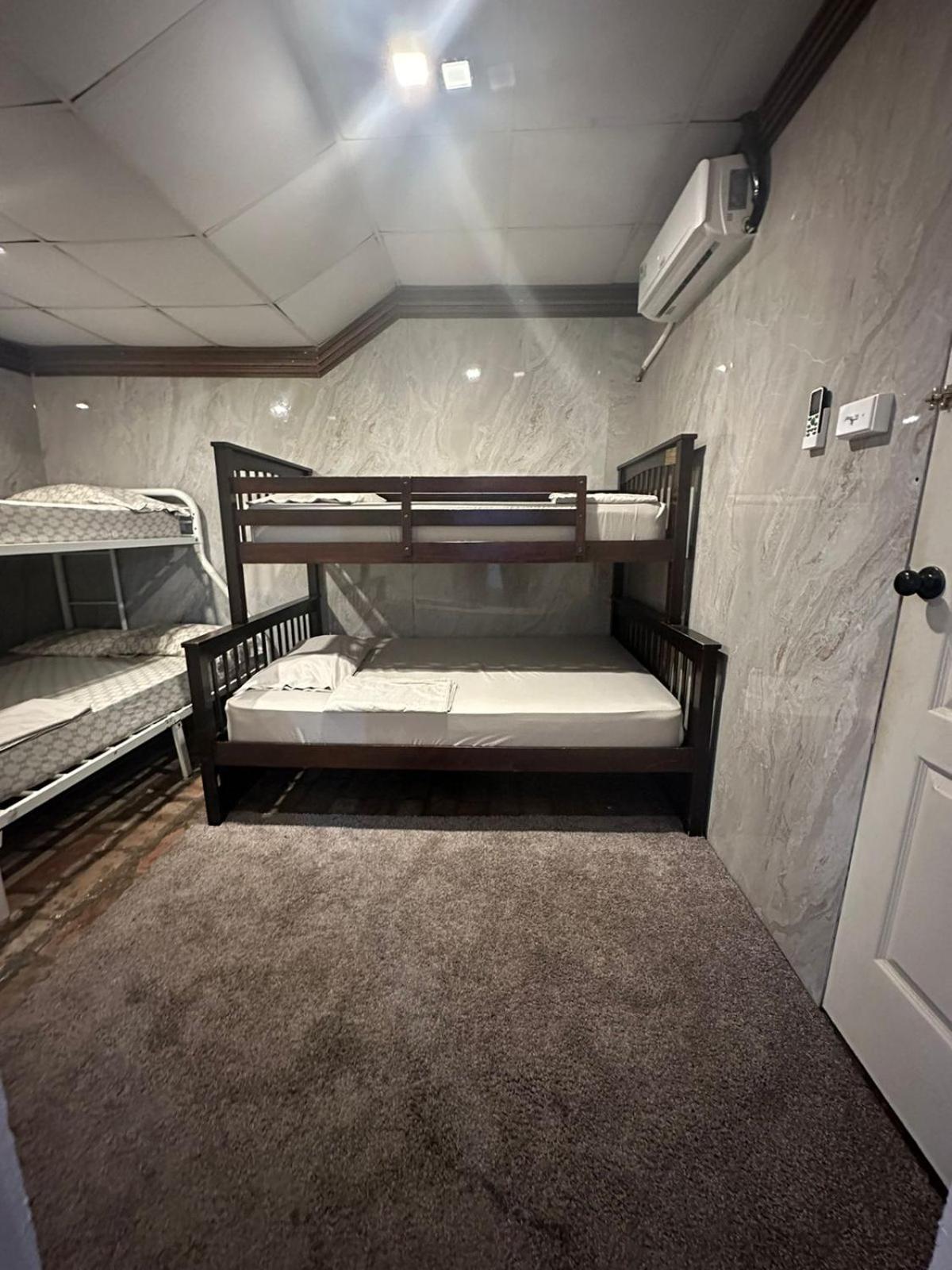 Hostel the pod 33