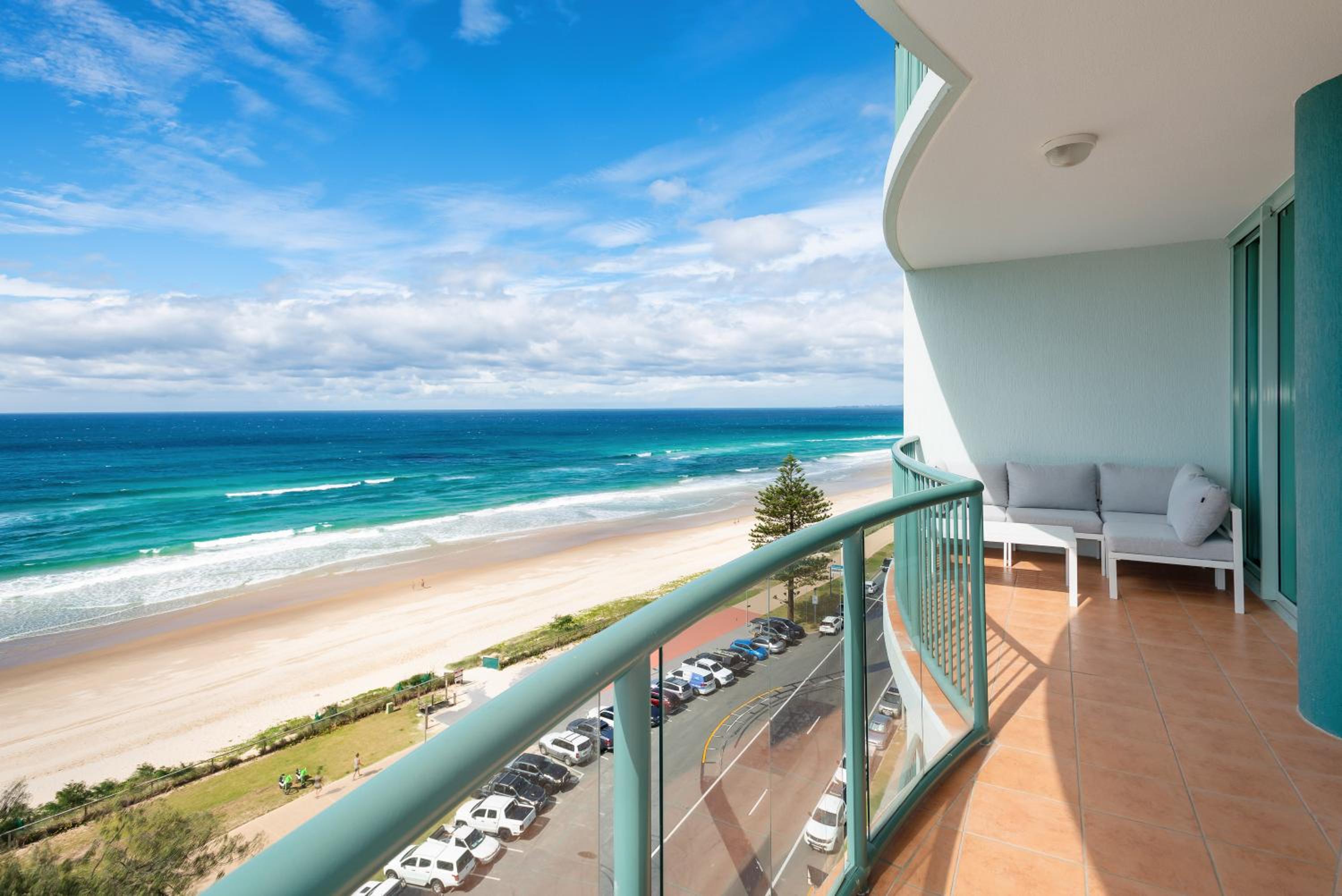 The Waterford on Main Beach