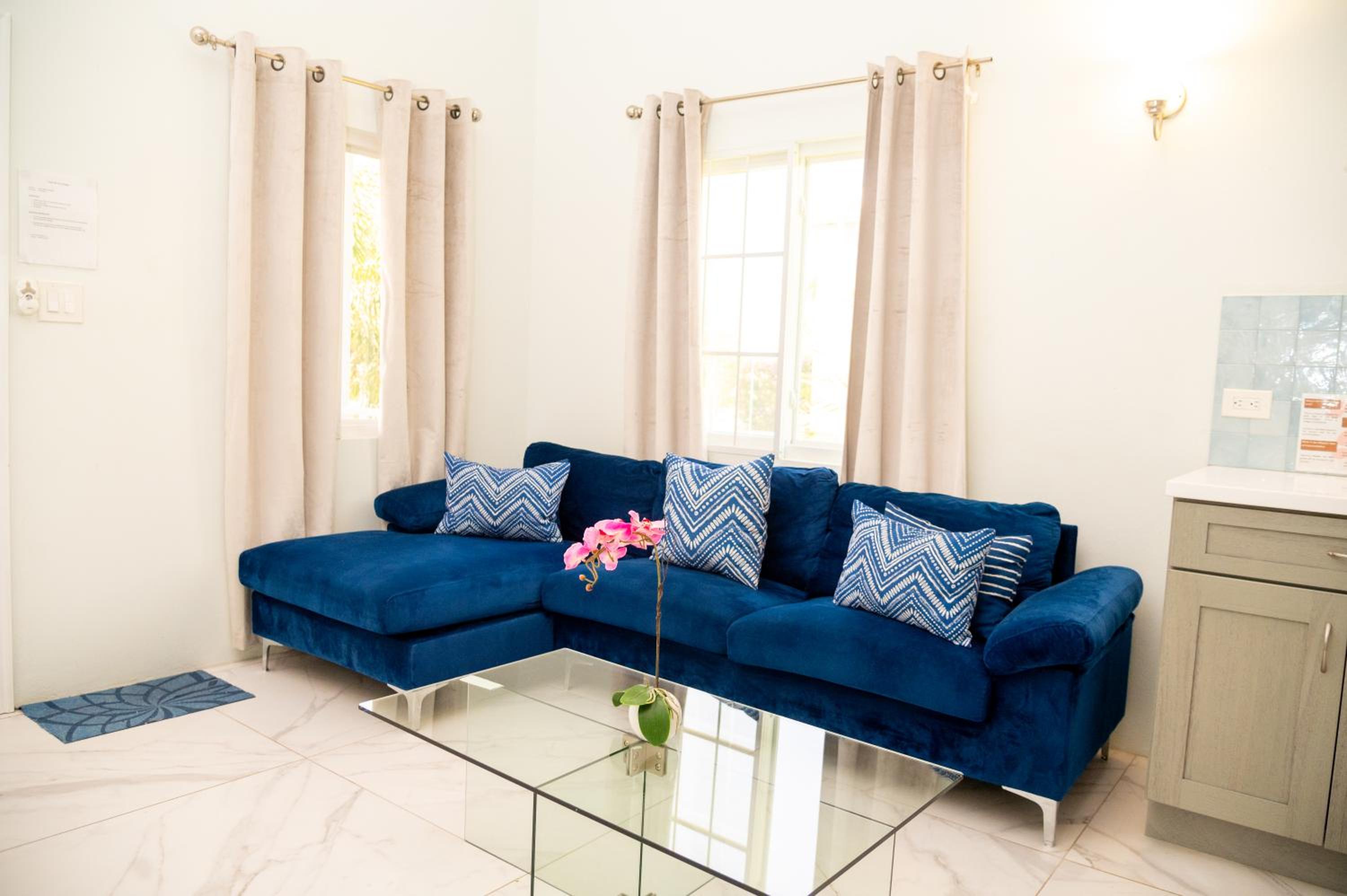 Trade Winds Cottage #1
