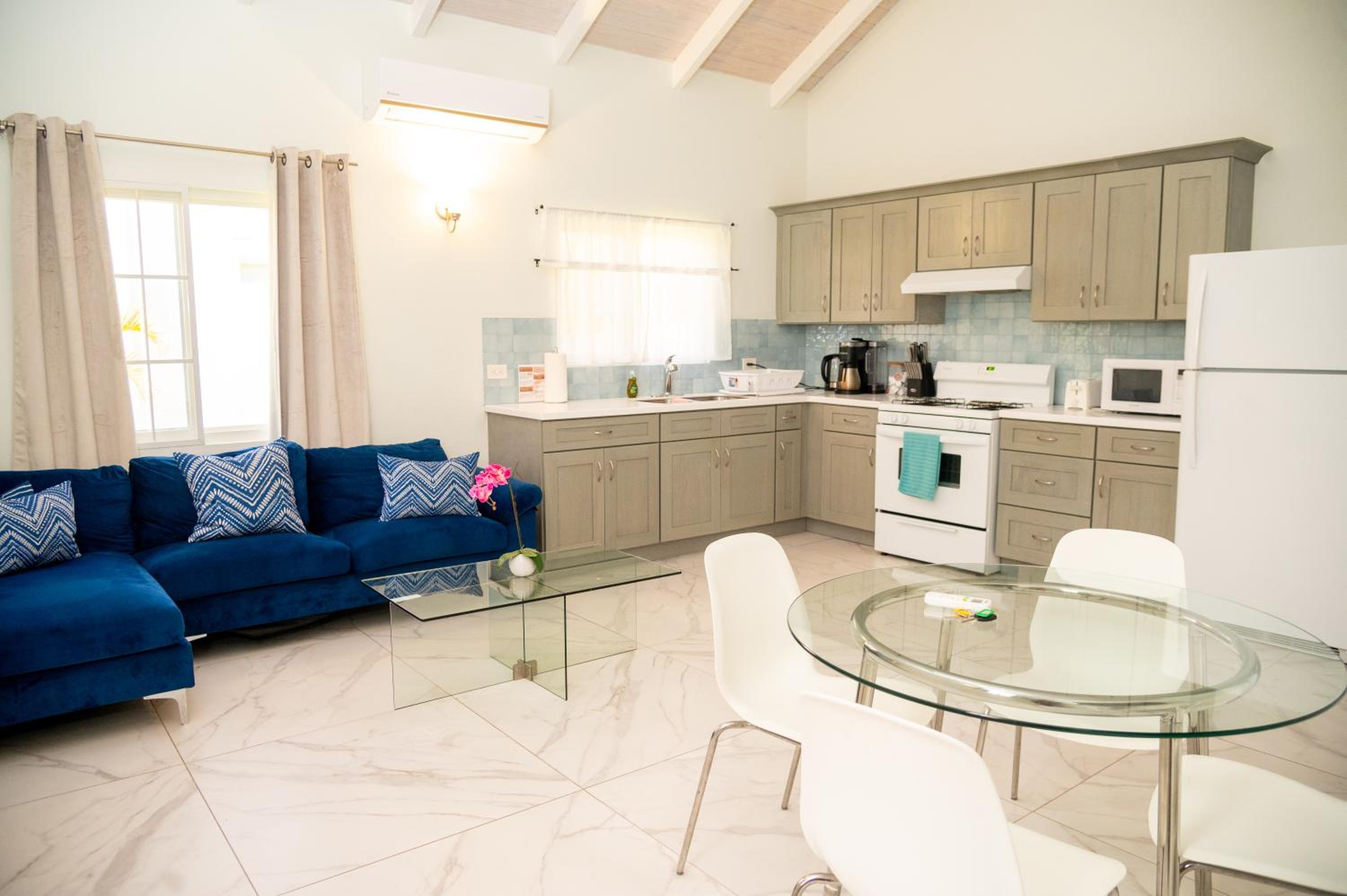 Trade Winds Cottage #1