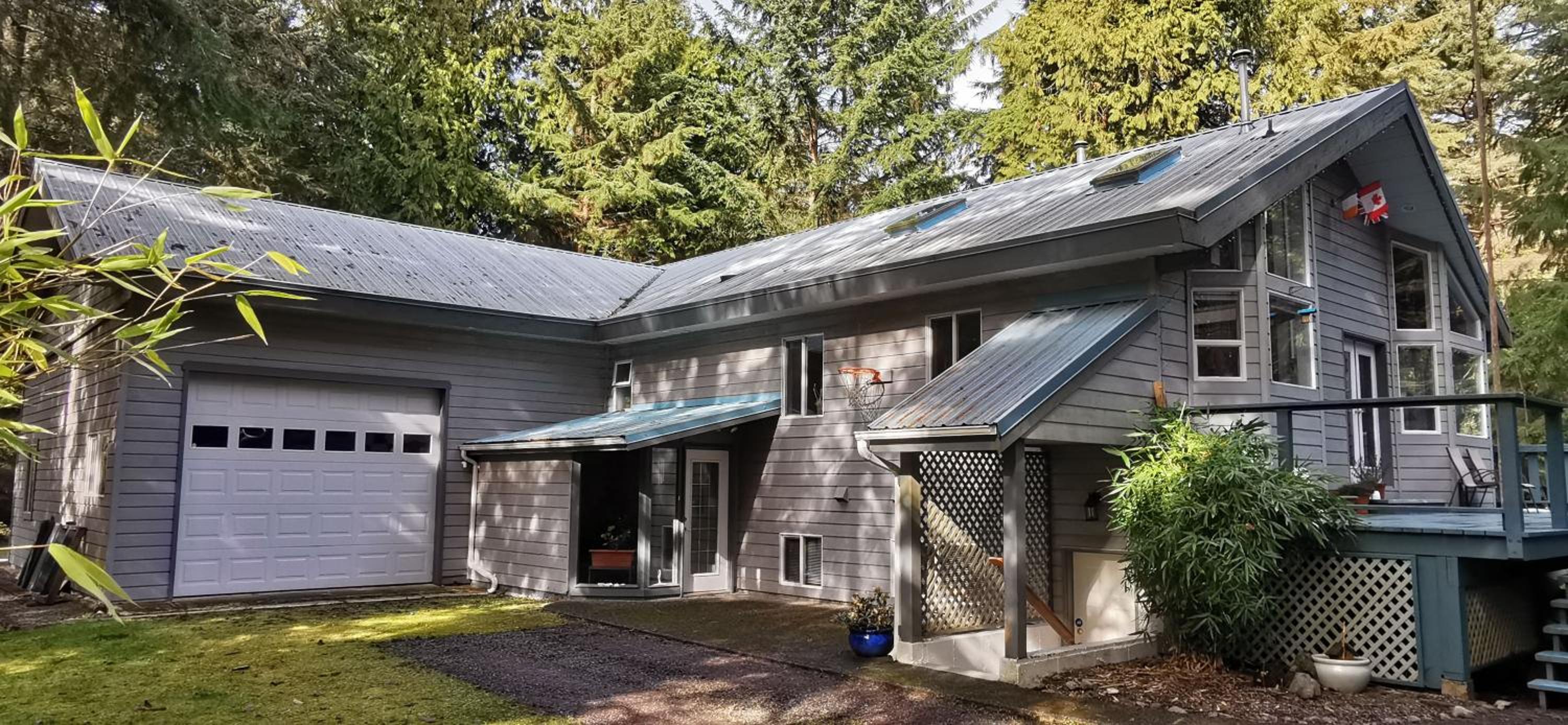 Gabriola Island B&B By The Sea