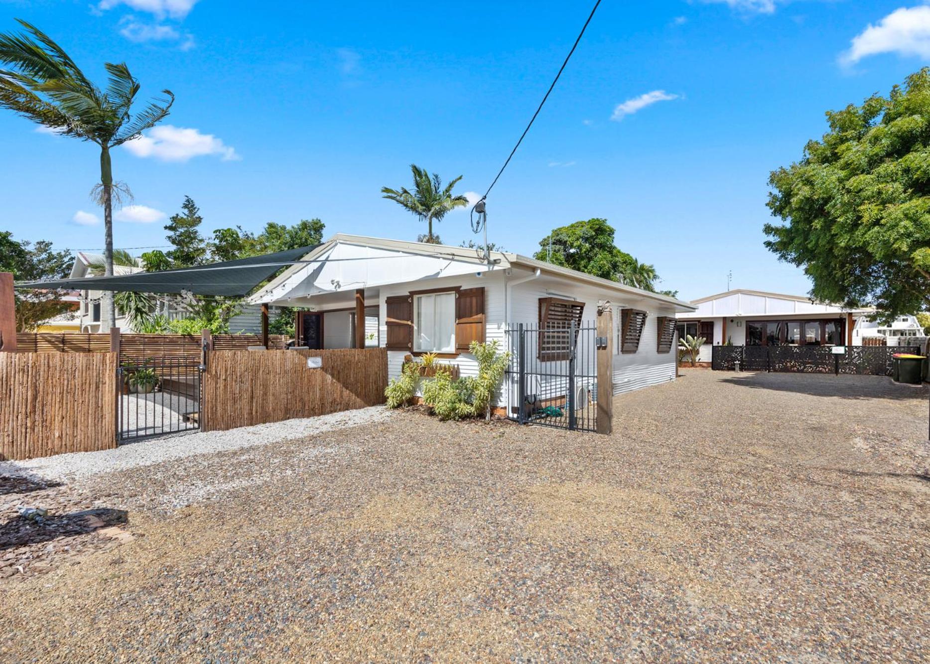 Vila Paus Dua - Beachfront Hervey Bay - Property Image 3