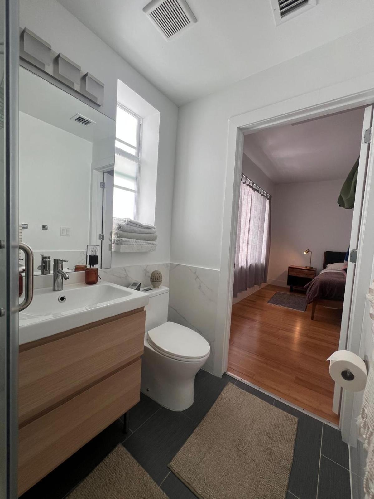 Pool and great view and Nice 1 Bedroorm with Pool in North Beach