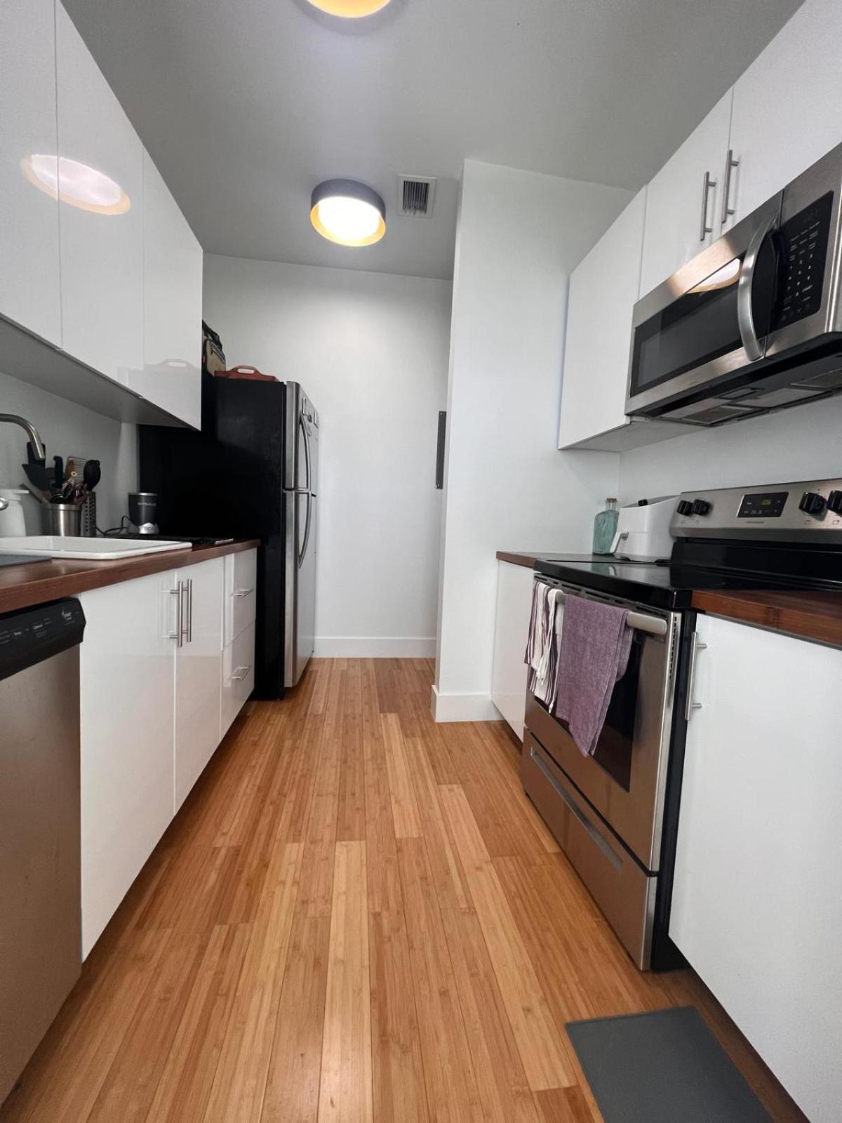 Pool and great view and Nice 1 Bedroorm with Pool in North Beach
