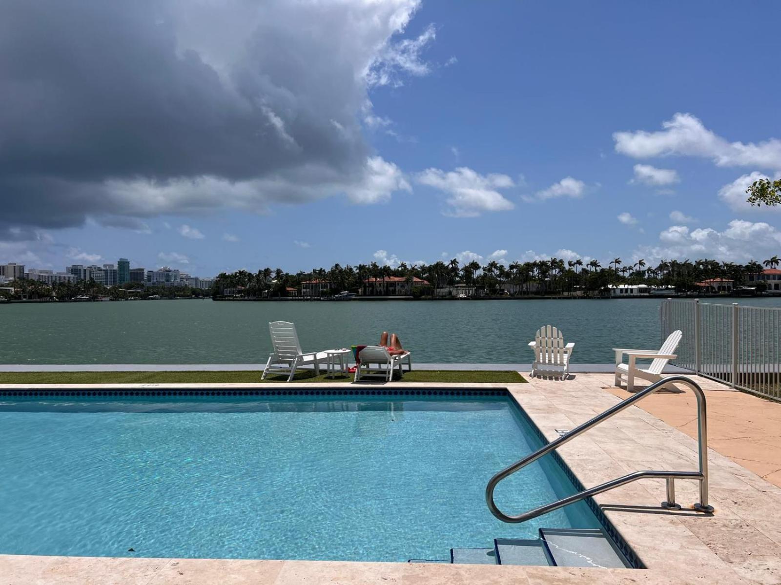 Pool and great view and Nice 1 Bedroorm with Pool in North Beach