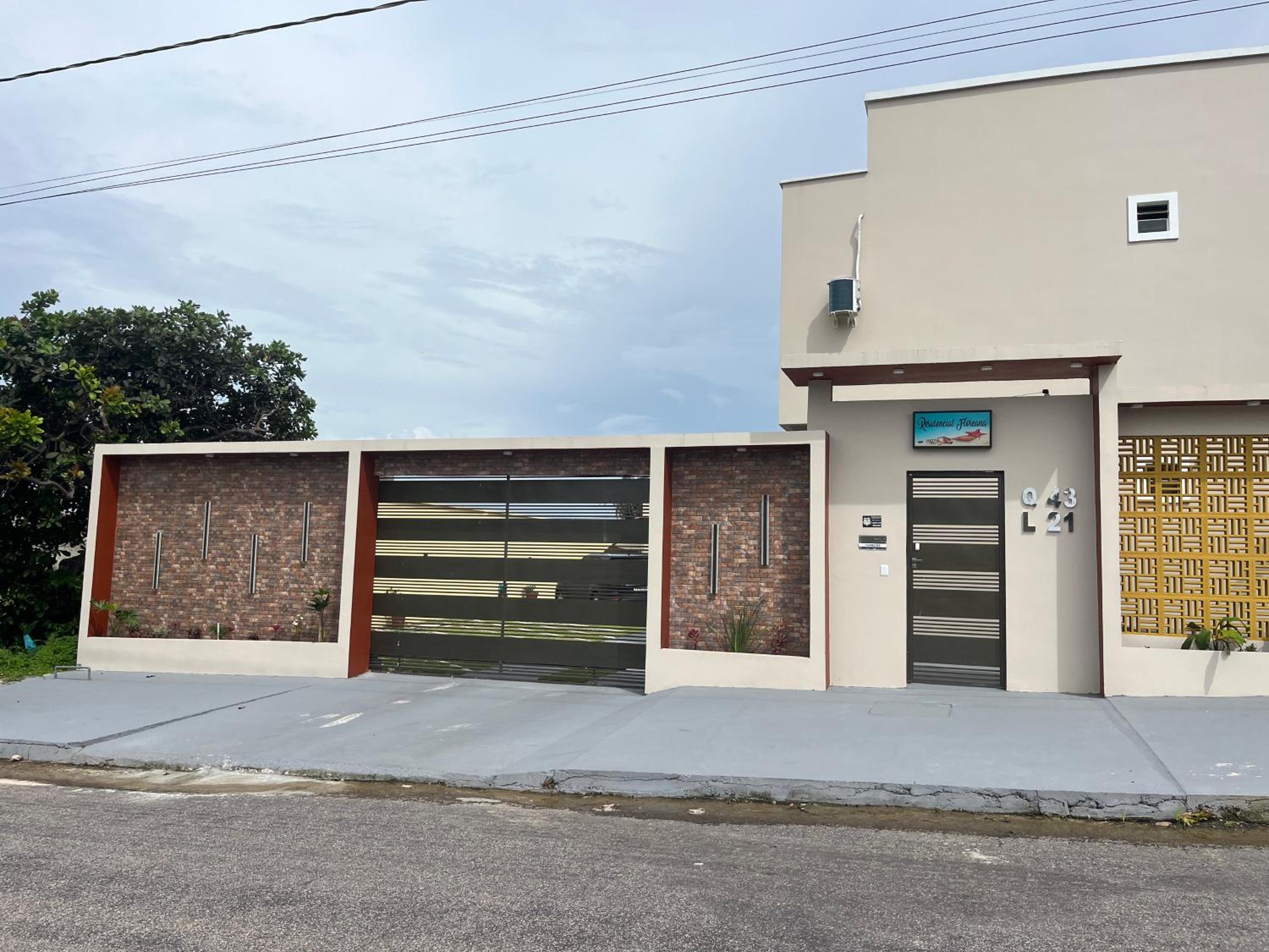 Residencial Floreana Apto Golfinho