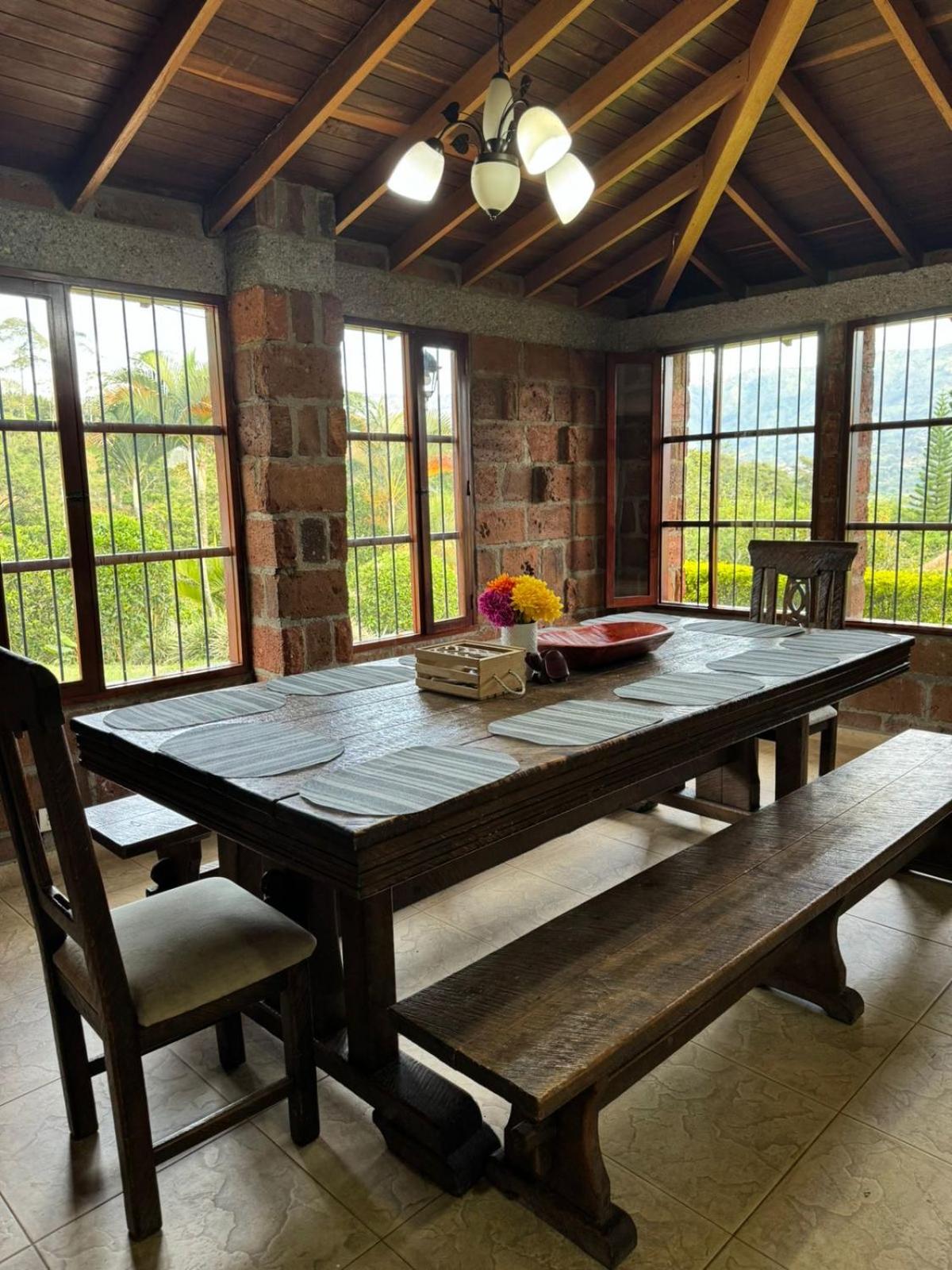FINCA VILLA LORA GIRARDOTA