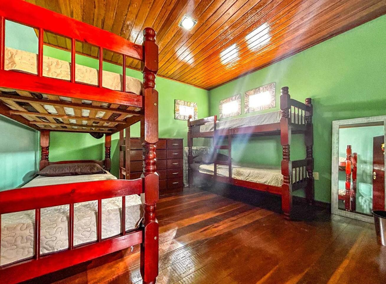 Casa ampla com Wi-Fi e churrasq em Cabo Frio RJ