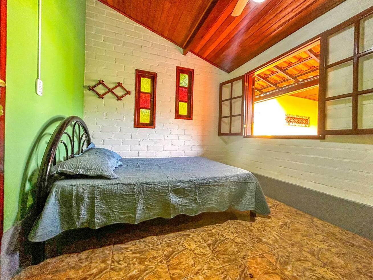 Casa ampla com Wi-Fi e churrasq em Cabo Frio RJ
