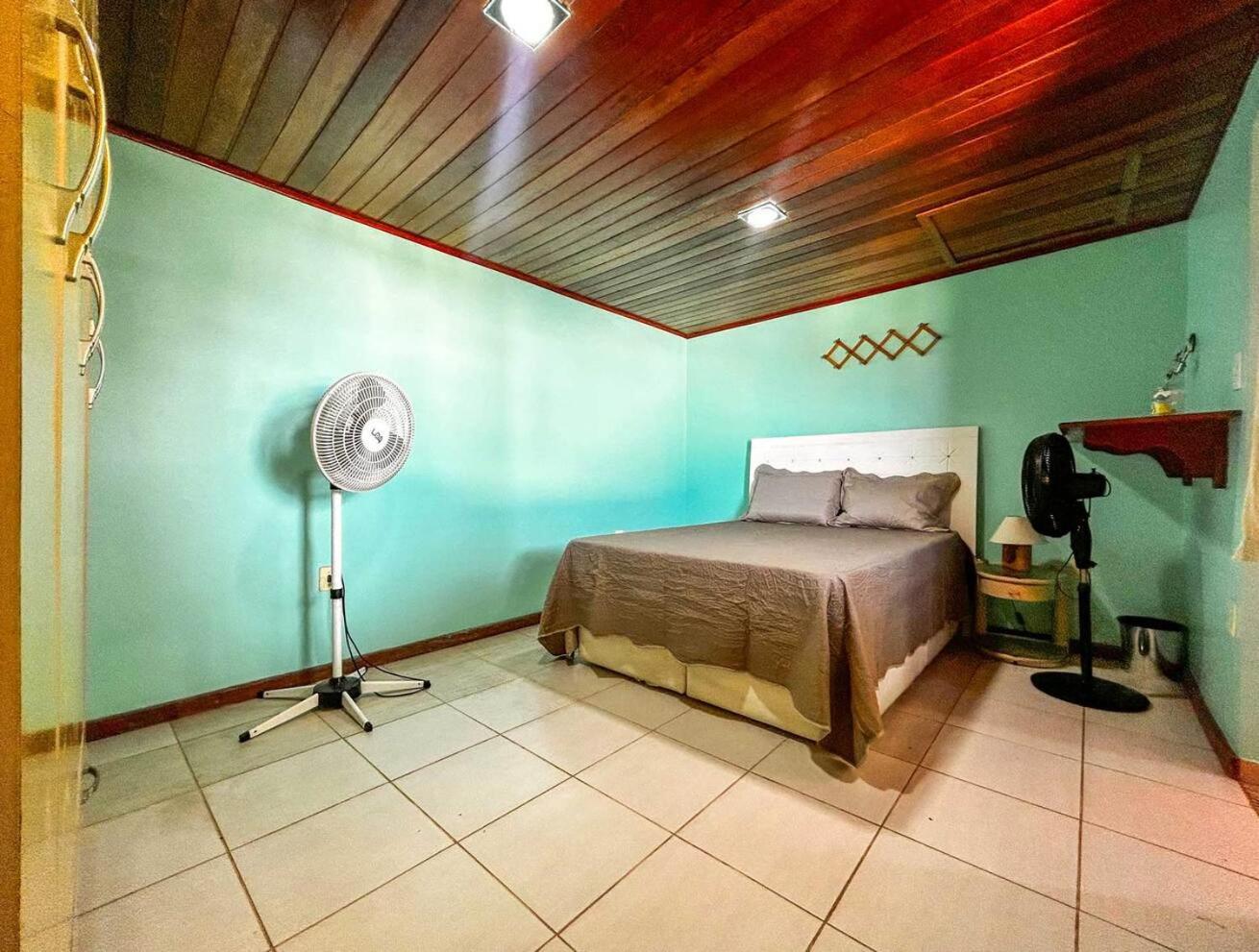 Casa ampla com Wi-Fi e churrasq em Cabo Frio RJ