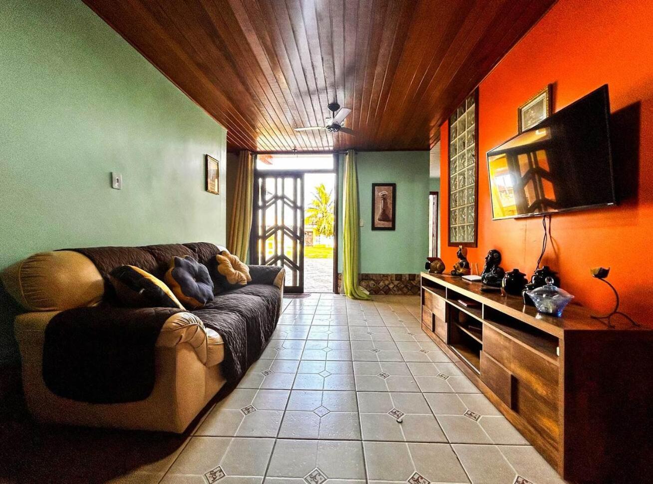Casa ampla com Wi-Fi e churrasq em Cabo Frio RJ