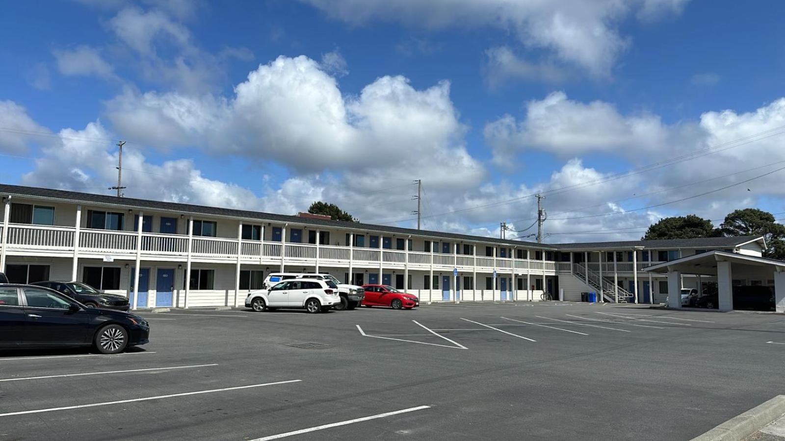 Beachside Inn view 2