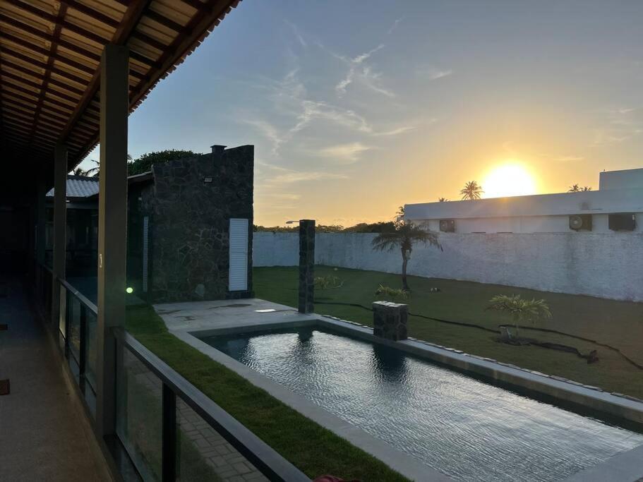 Casa Recanto Bomfim - 700 metros da Praia - 05 Suítes climatizadas com área de lazer incrível - Aracaju