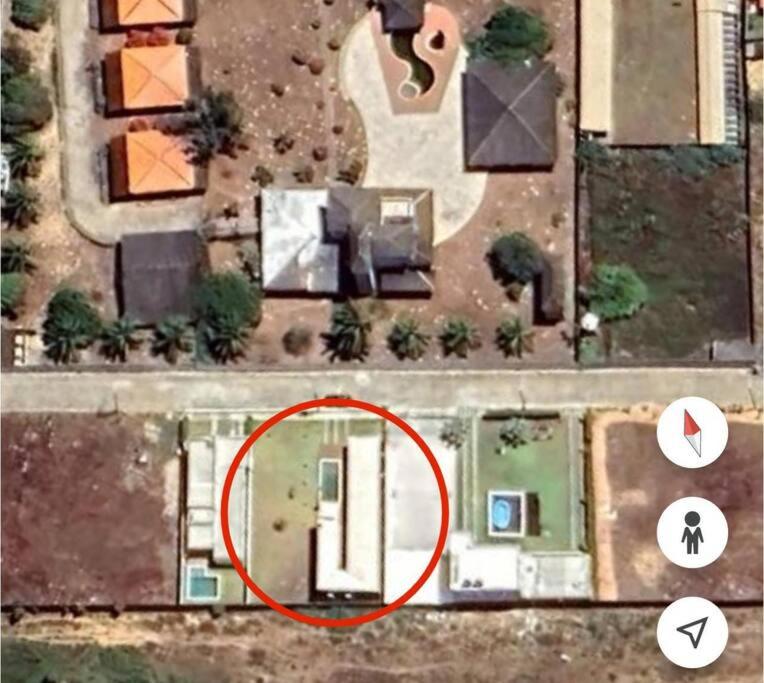 Casa Recanto Bomfim - 700 metros da Praia - 05 Suítes climatizadas com área de lazer incrível - Aracaju