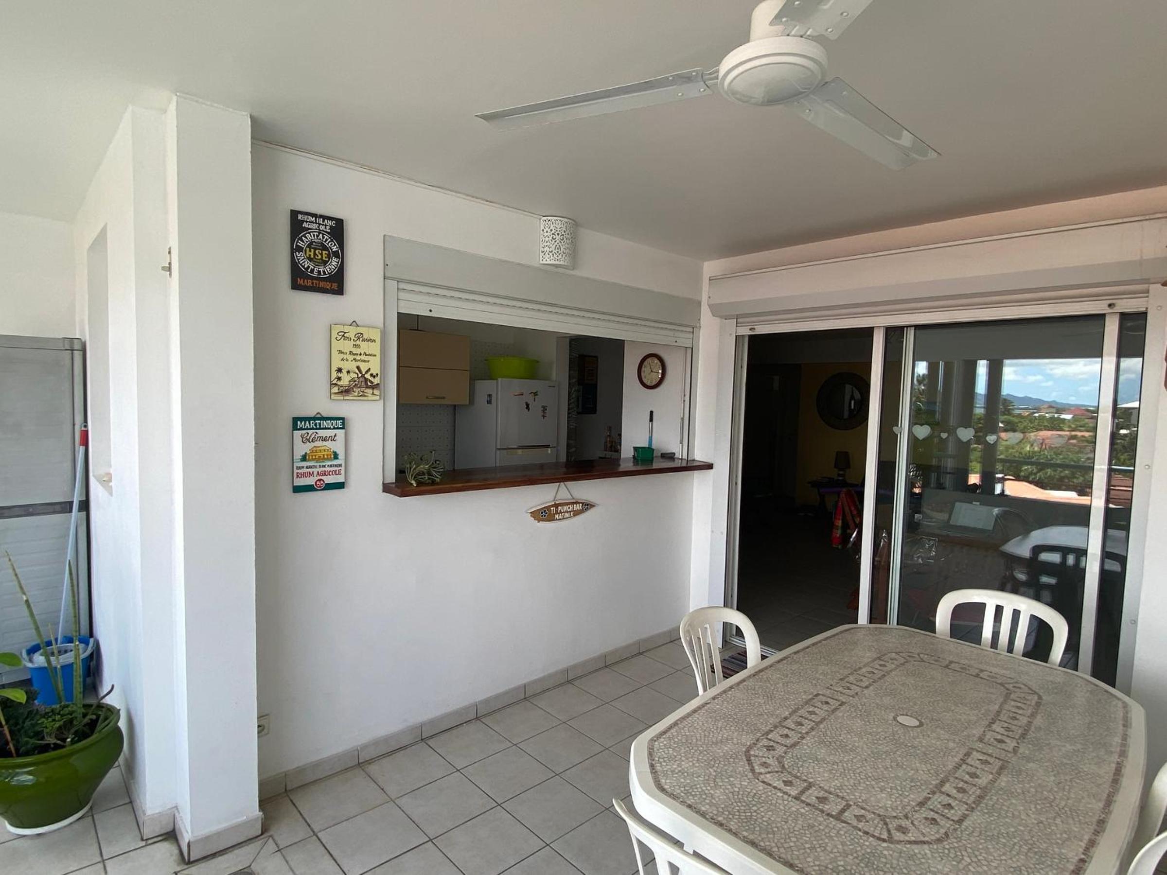 Appartement lumineux à 100m de la plage avec cuisine équipée et 2 chambres climatisées. - FR-1-765-23 view 3