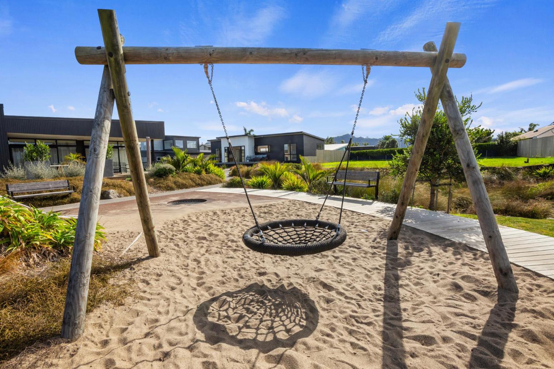 Modern Family Bach - Waihi Beach Holiday Home