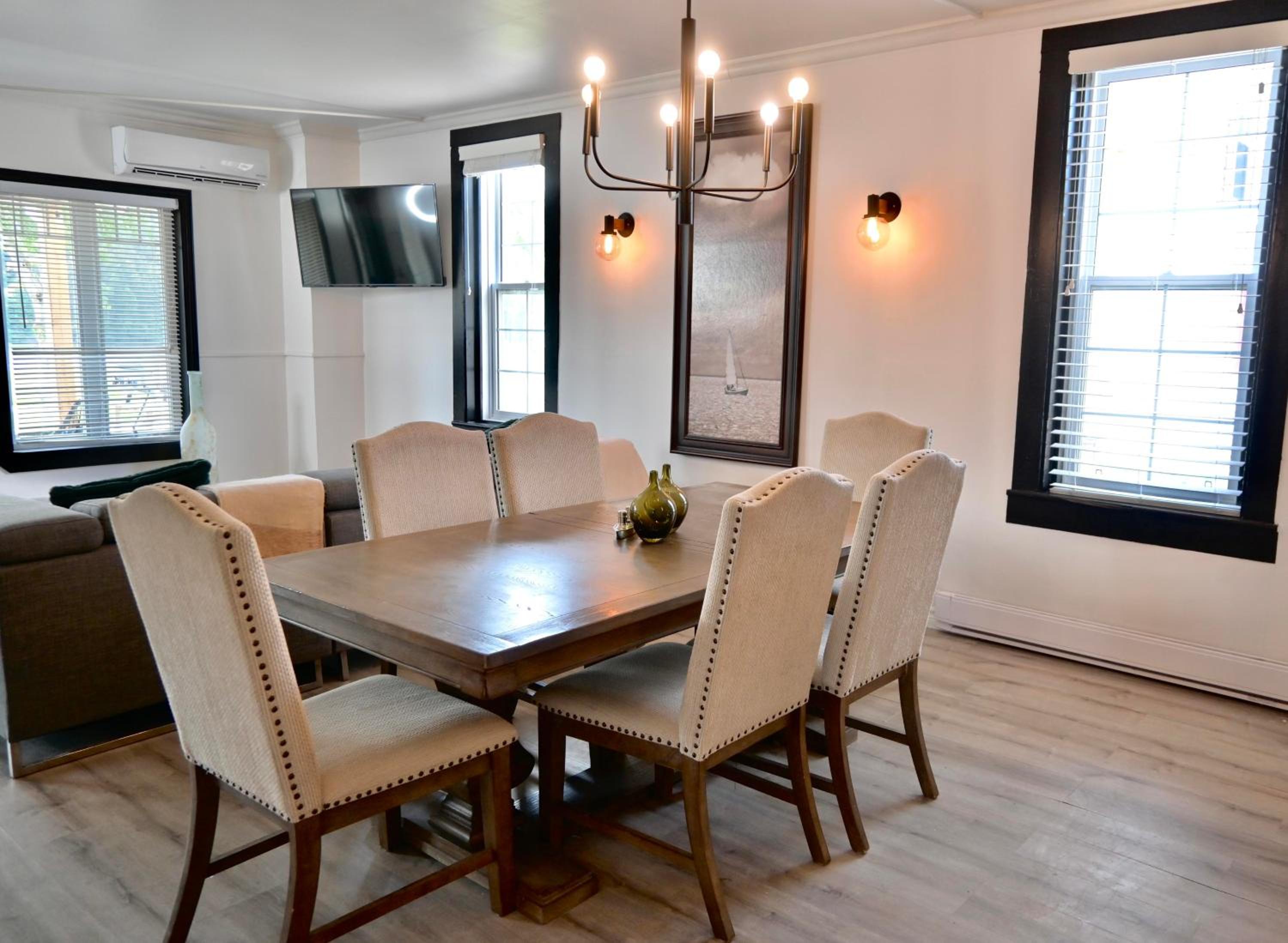 Alma 2 bedroom Sleeps 6