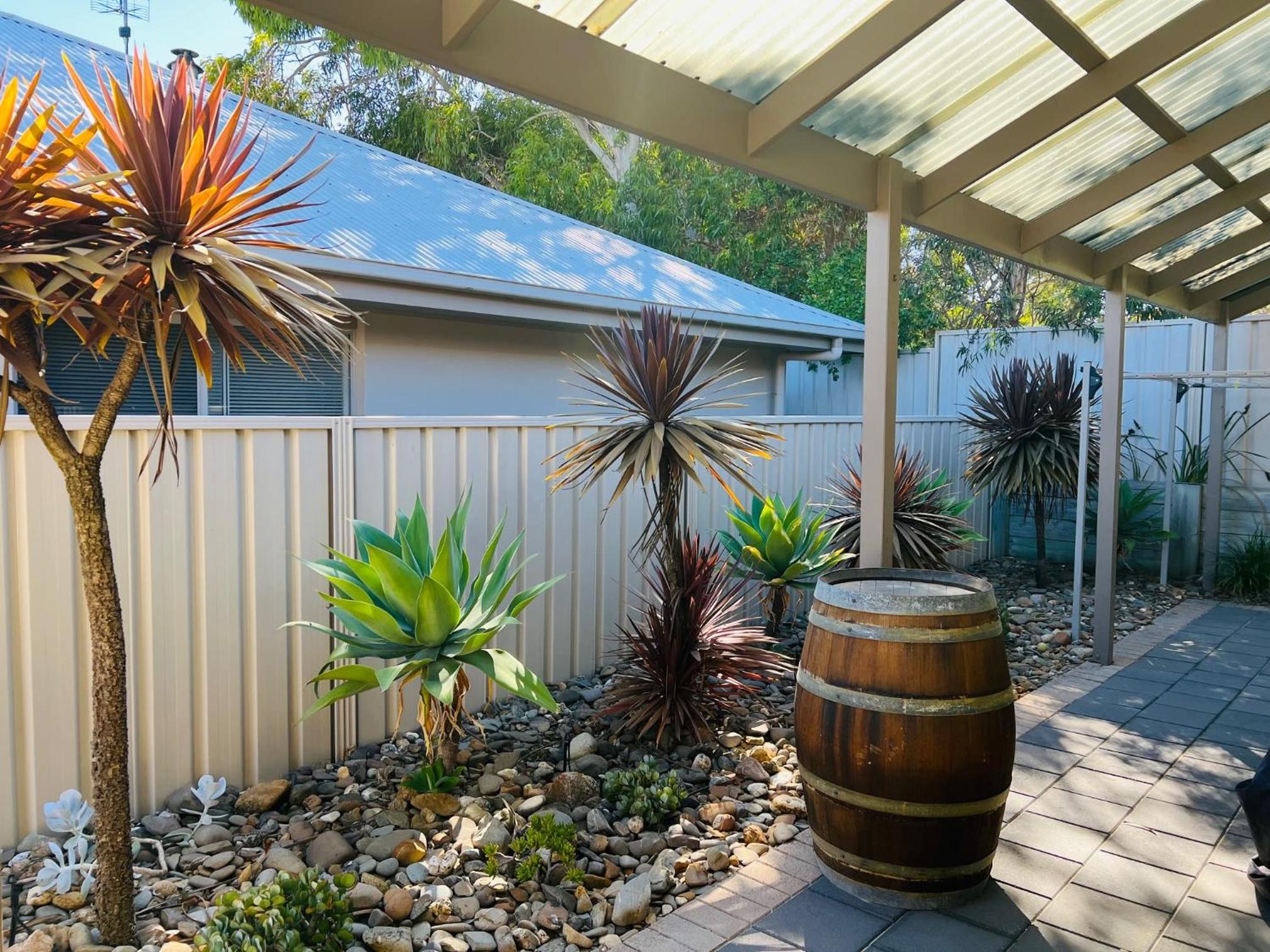 Guichen Villa 3 - Wi-Fi Pets welcome outside