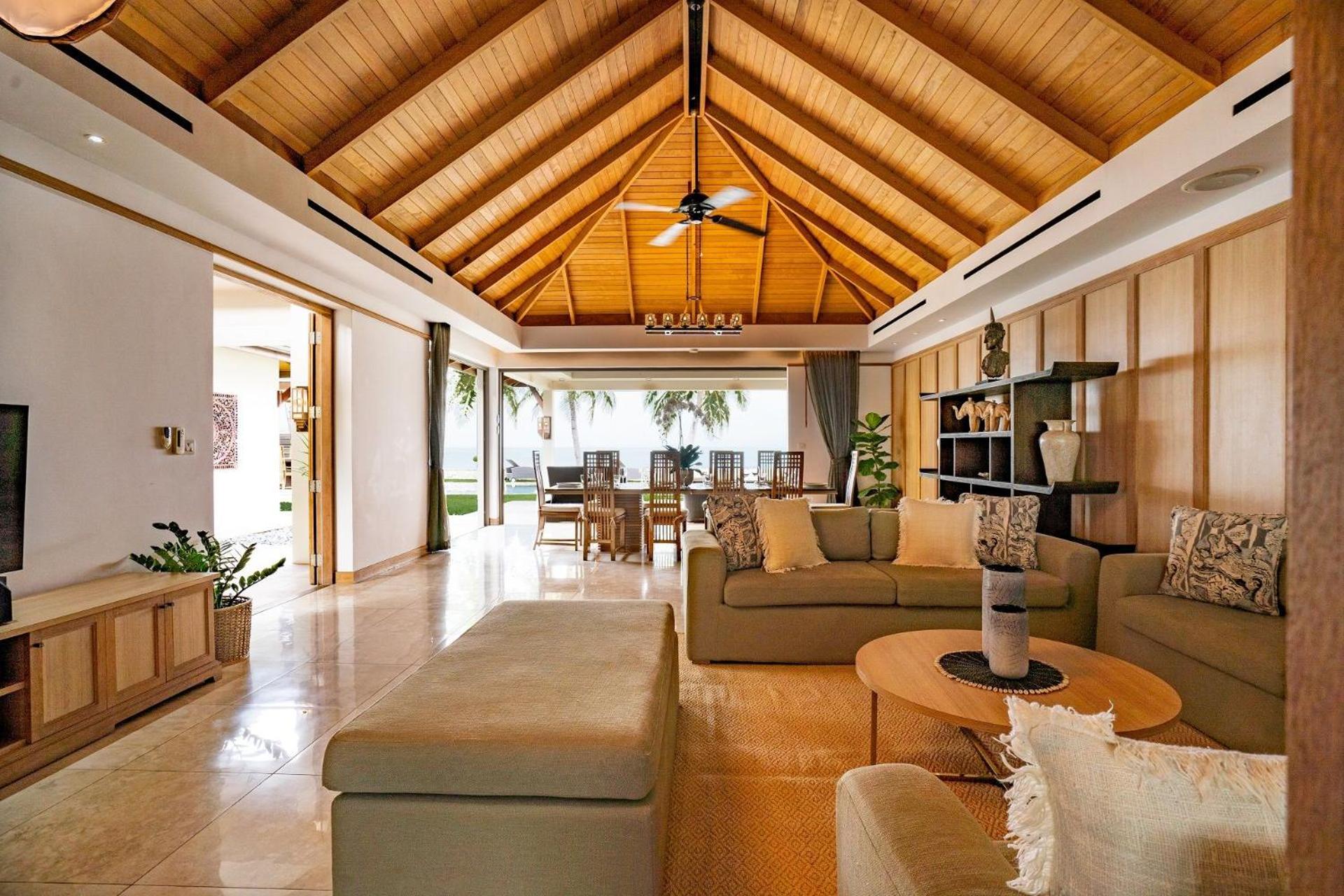 Miskawaan Beachfront Villas
