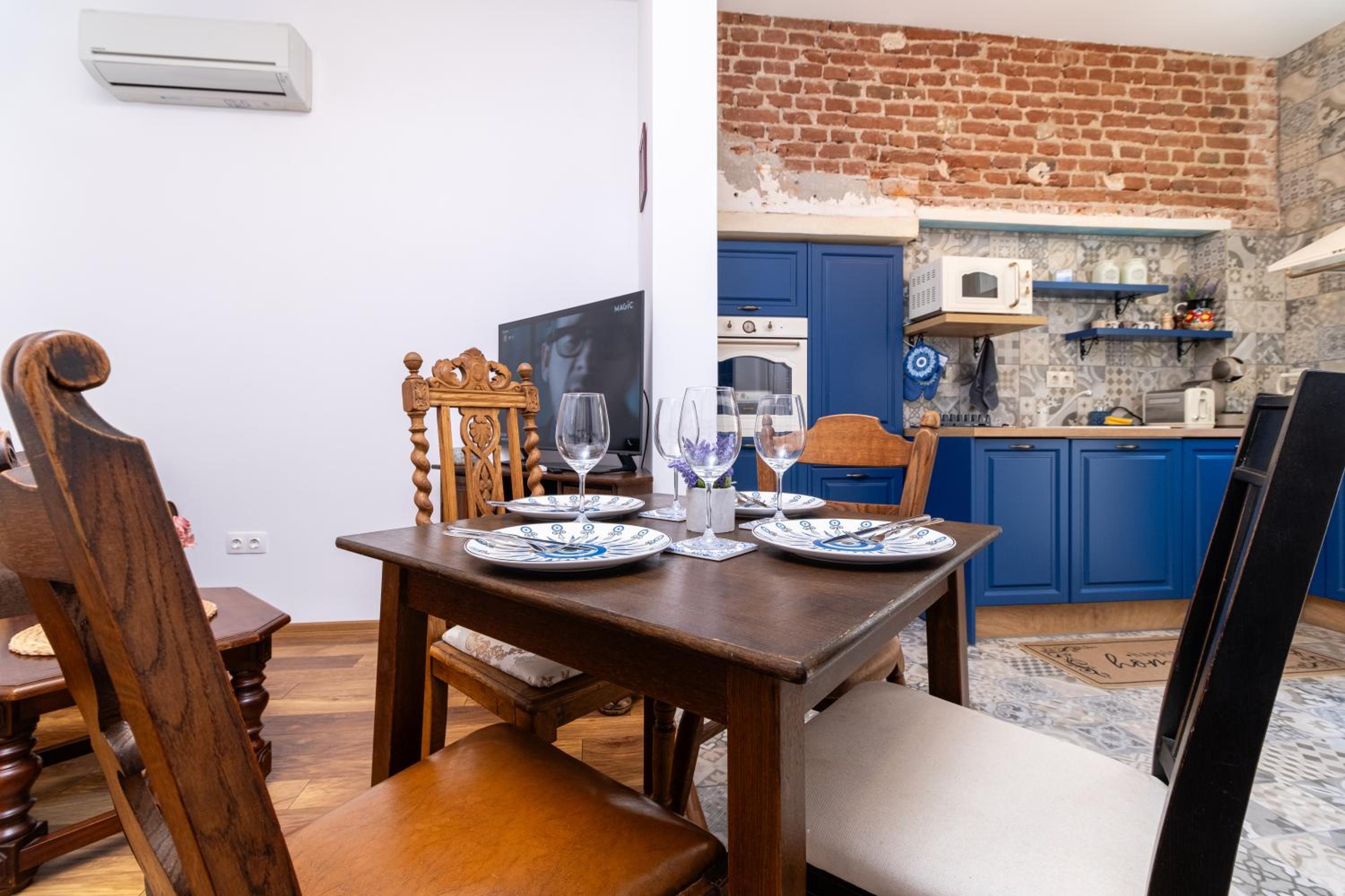 City Center Retro Chic Kapana 2-Bed Apartment