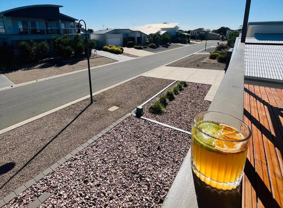 Seaside Serenity Ultimate Golf and Beach Escape