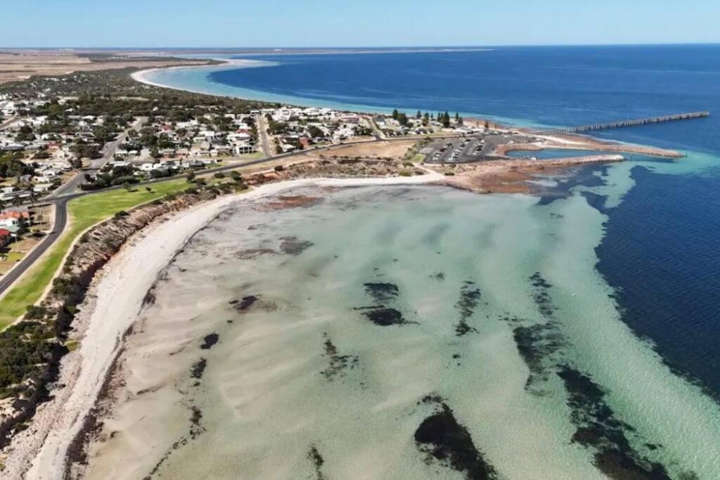 Seaside Serenity Ultimate Golf and Beach Escape