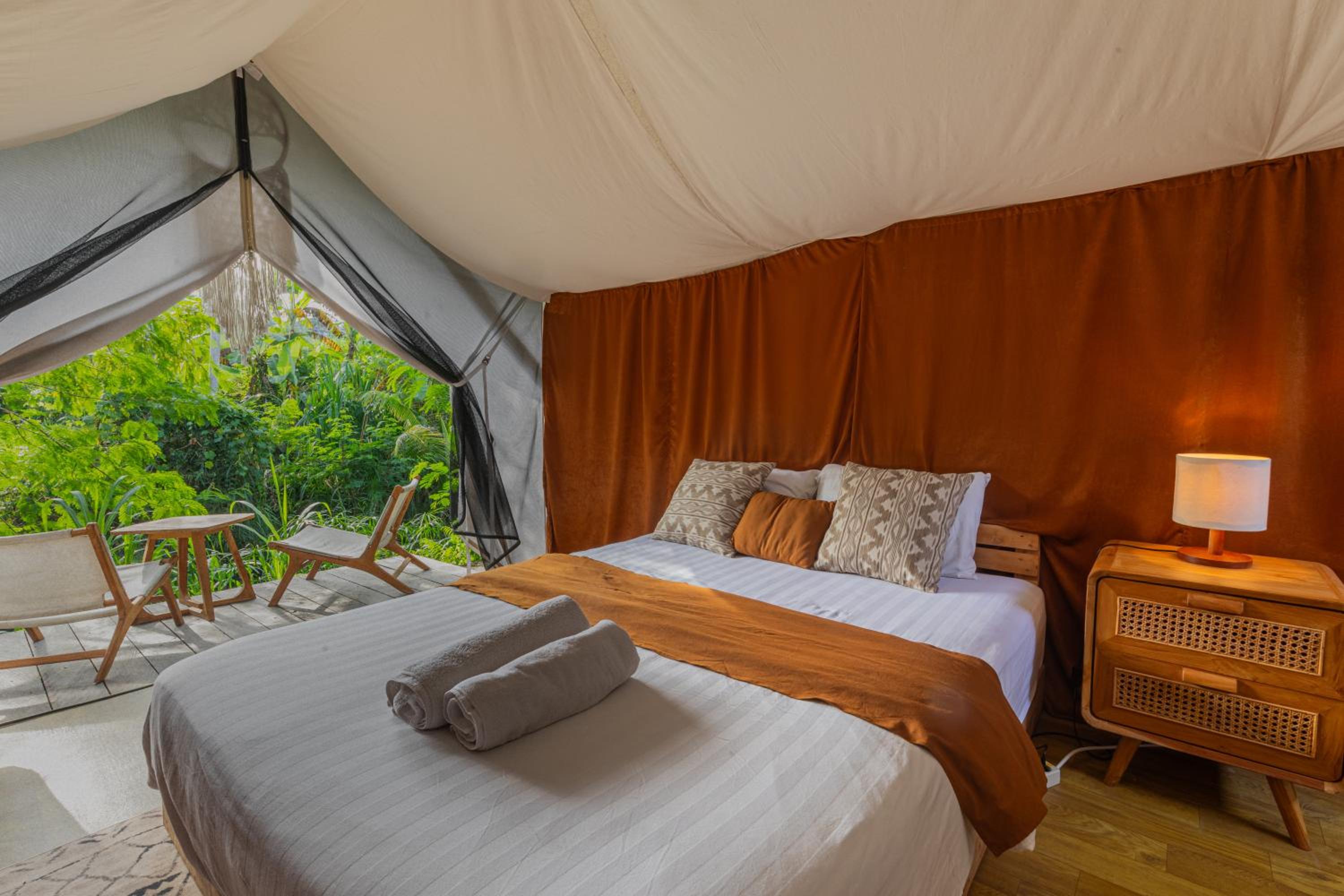 Camani Glamping