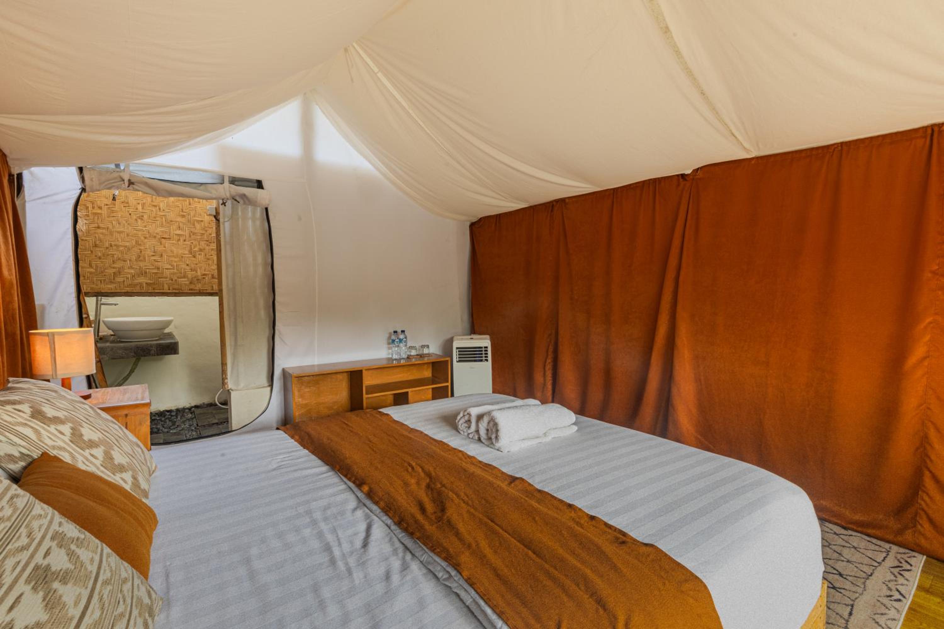 Camani Glamping