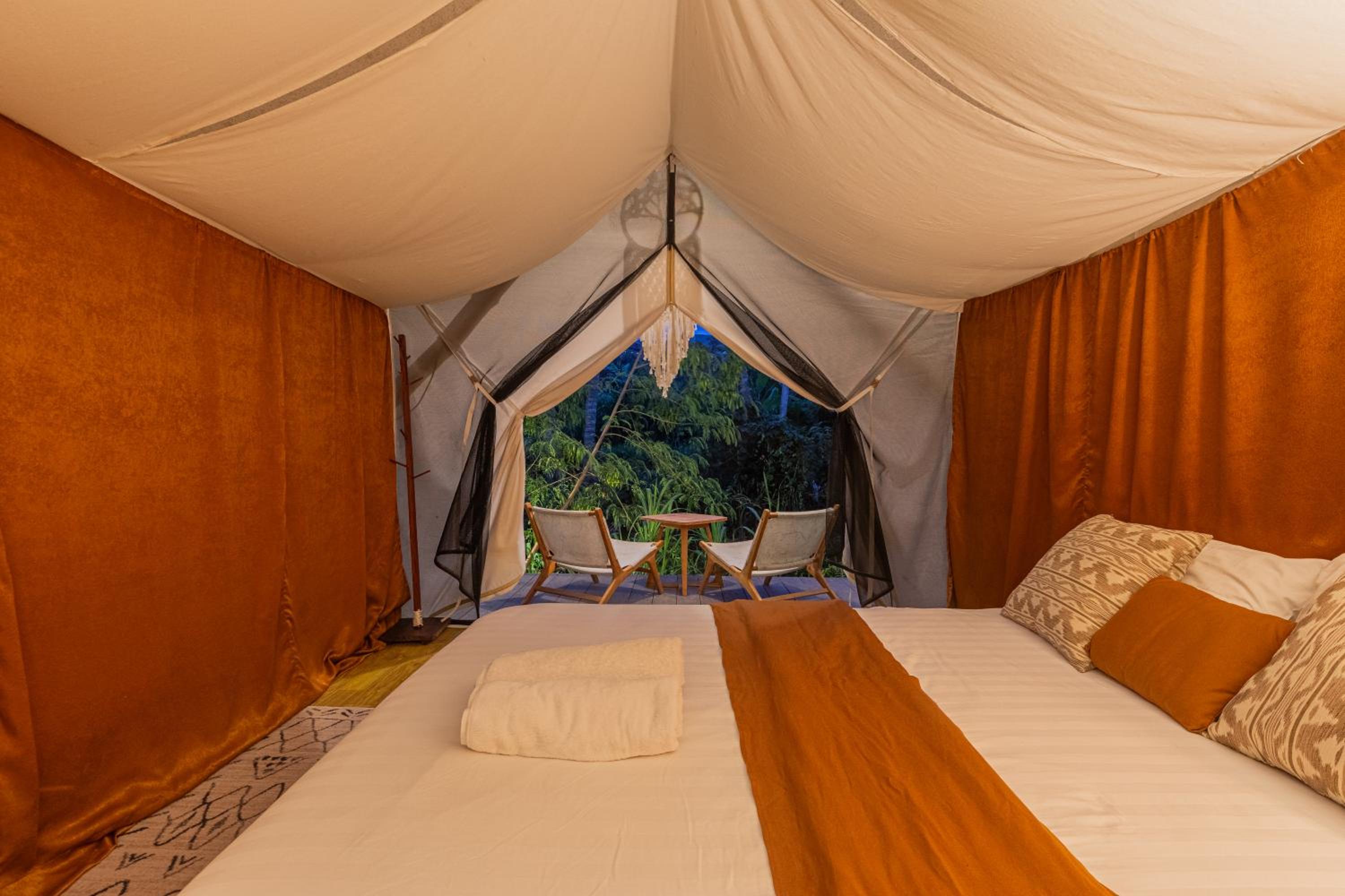 Camani Glamping