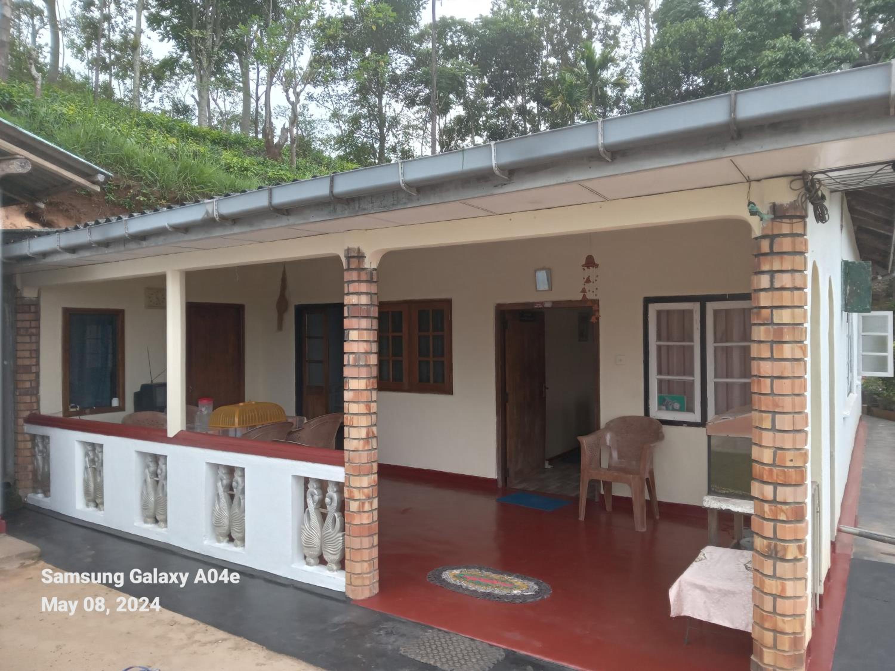 Chathu Homestay