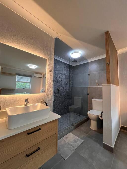 102 Chakas Cove - A Seaside Sanctuary