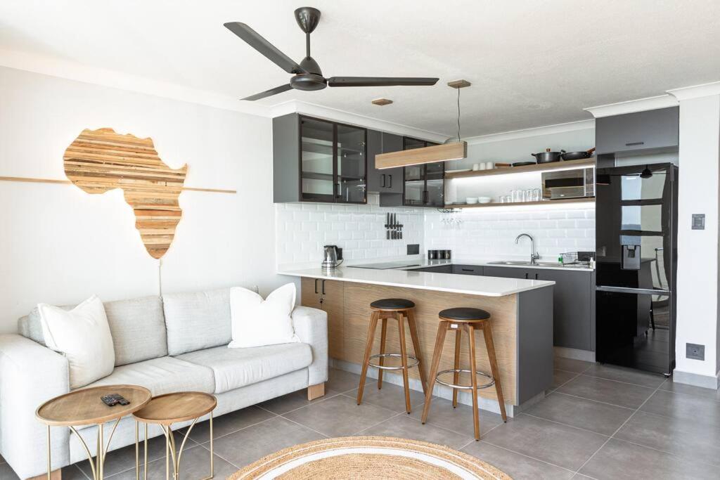 102 Chakas Cove - A Seaside Sanctuary