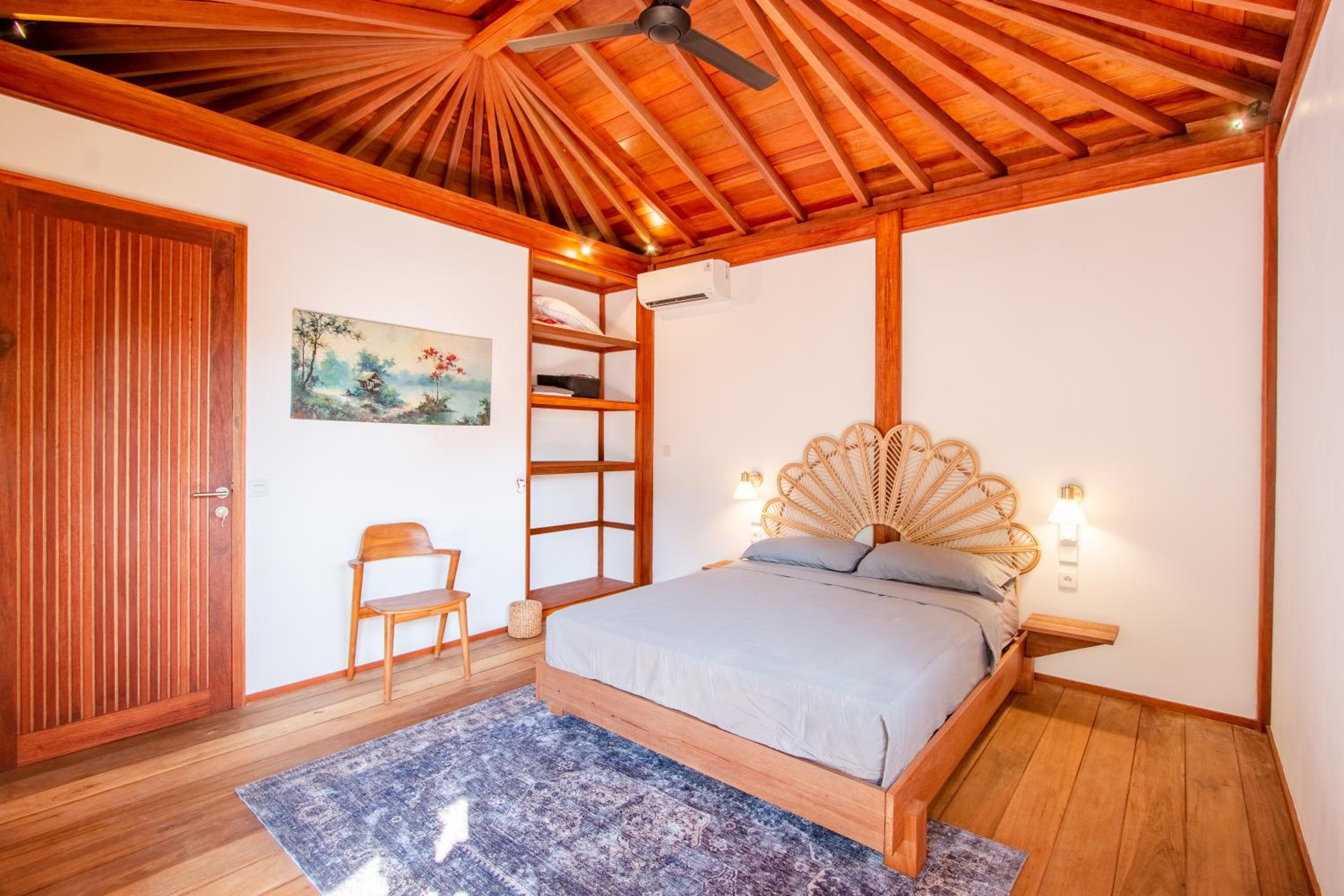 Mini Villa