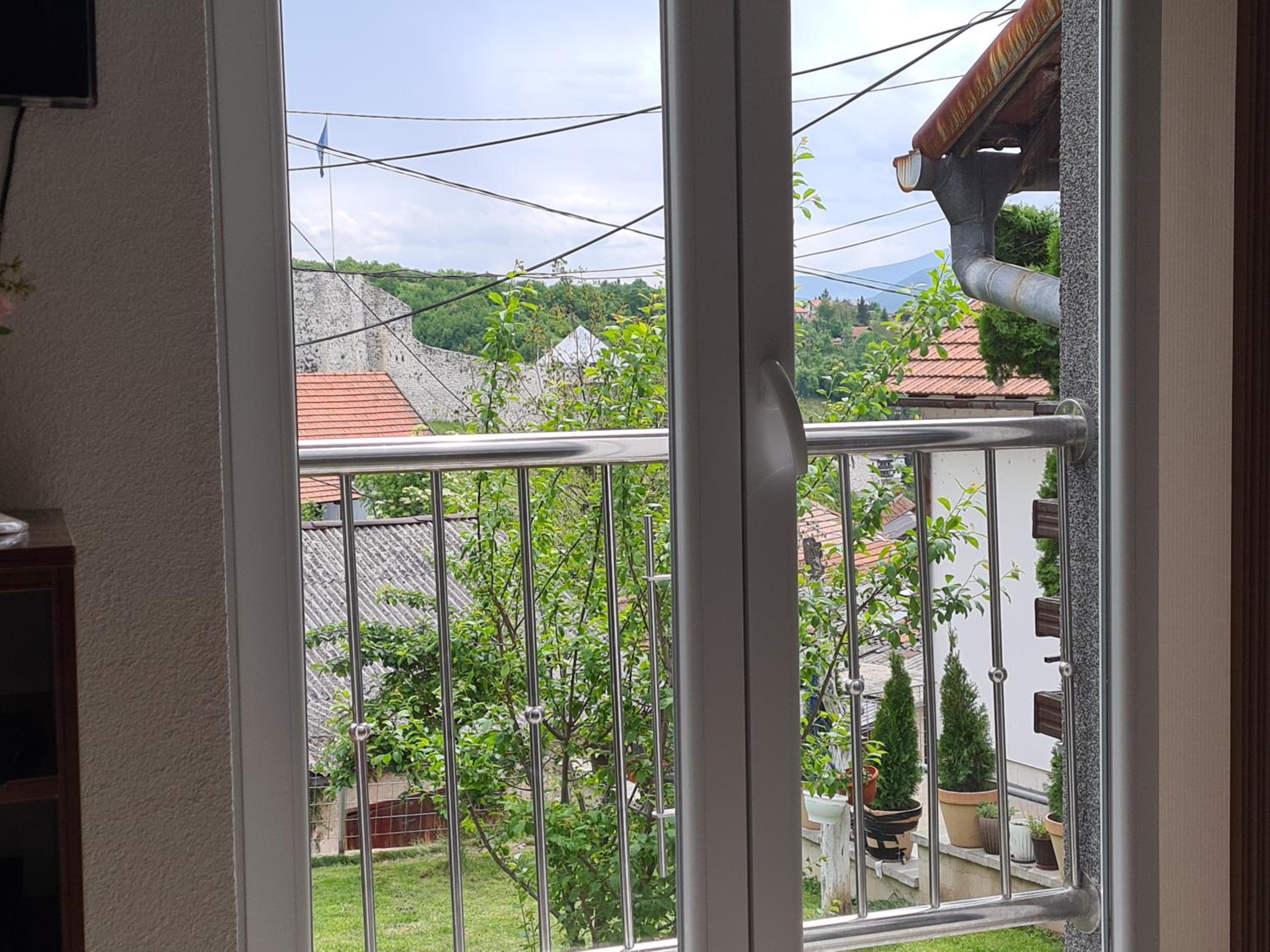 Leki Apartman