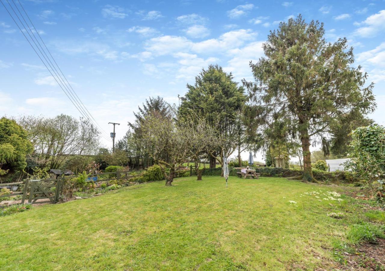 3 Bed in Meshaw oc-d29056