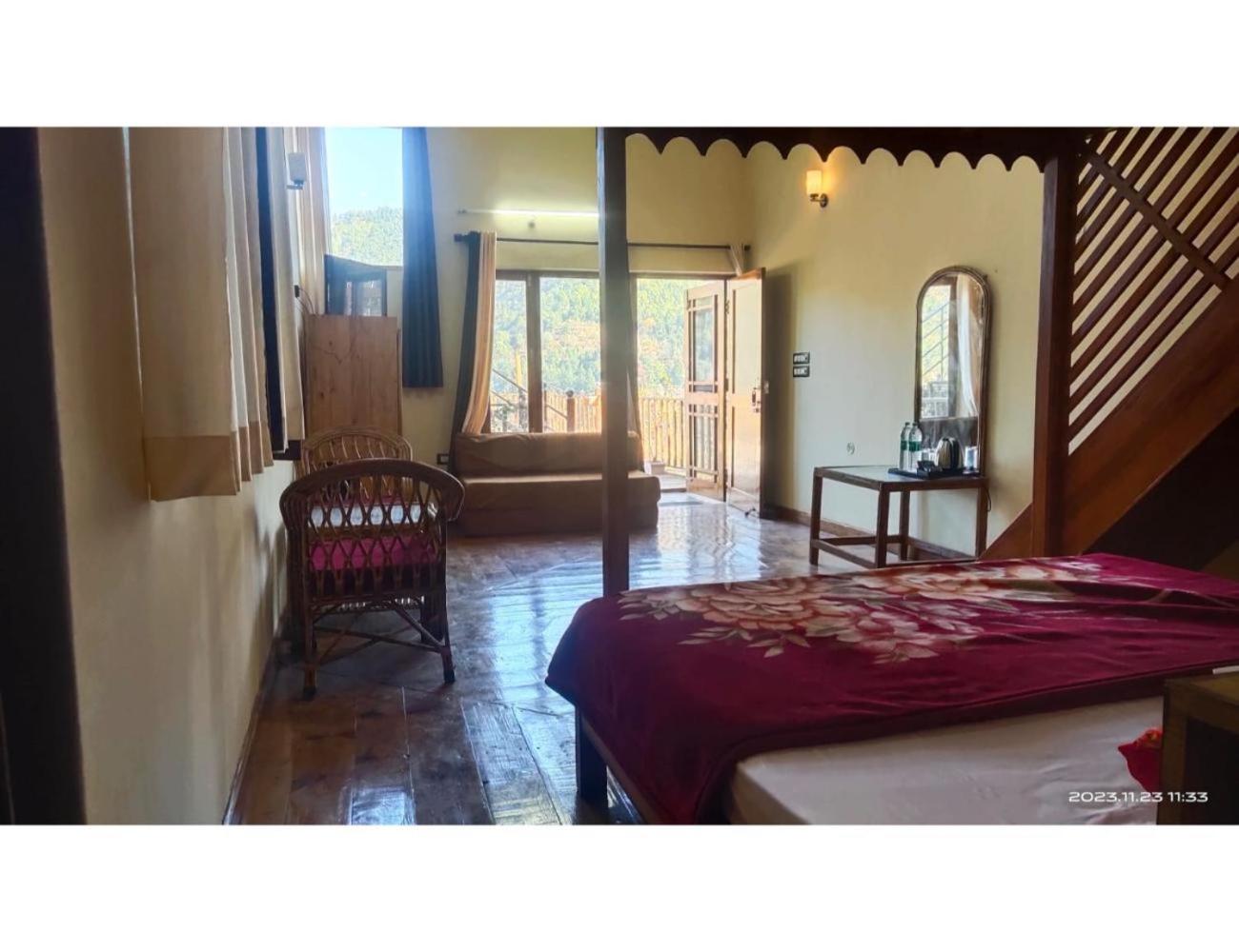 Arth Homestay Mukteshwar view 4