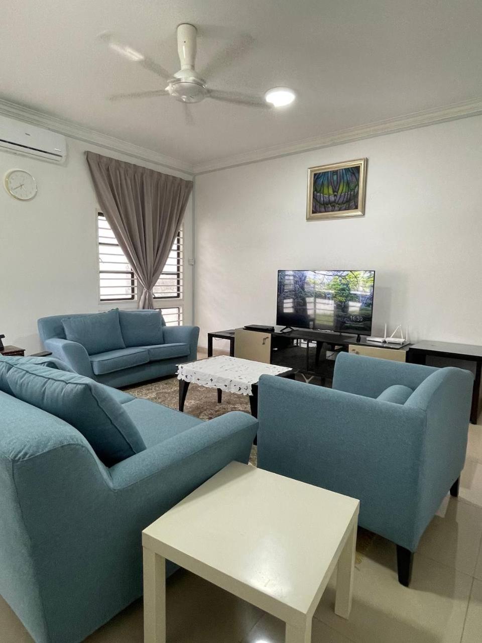 Yenni Astana, Bangi photo 8