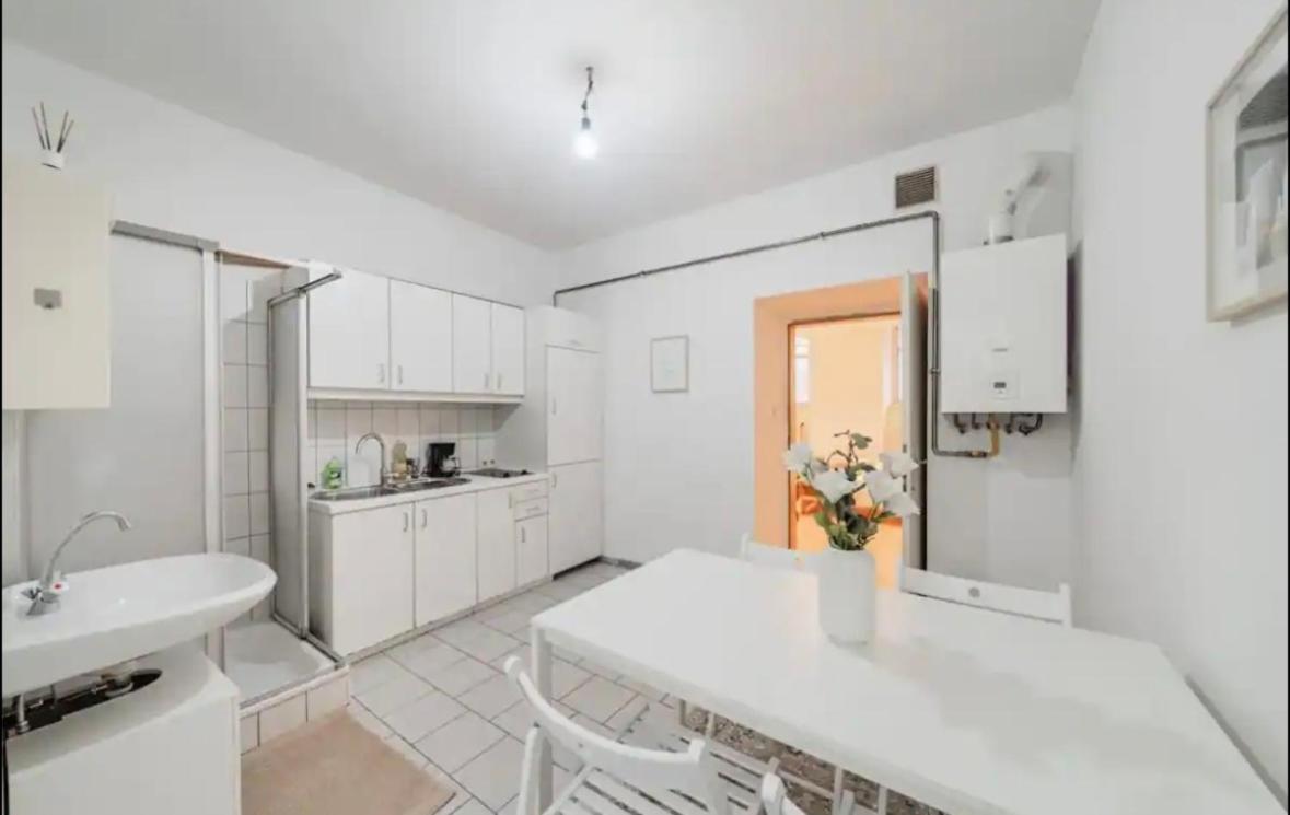 Souterrain Apartment
