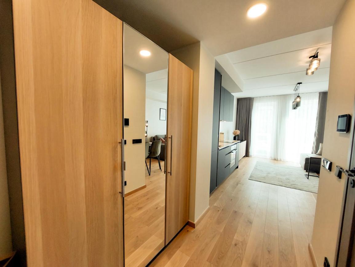 Johanna Quest Studio