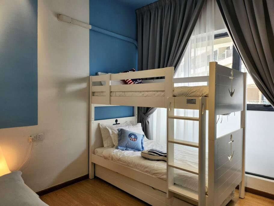 Danga Bay Designer Suites KKS Plus Collection