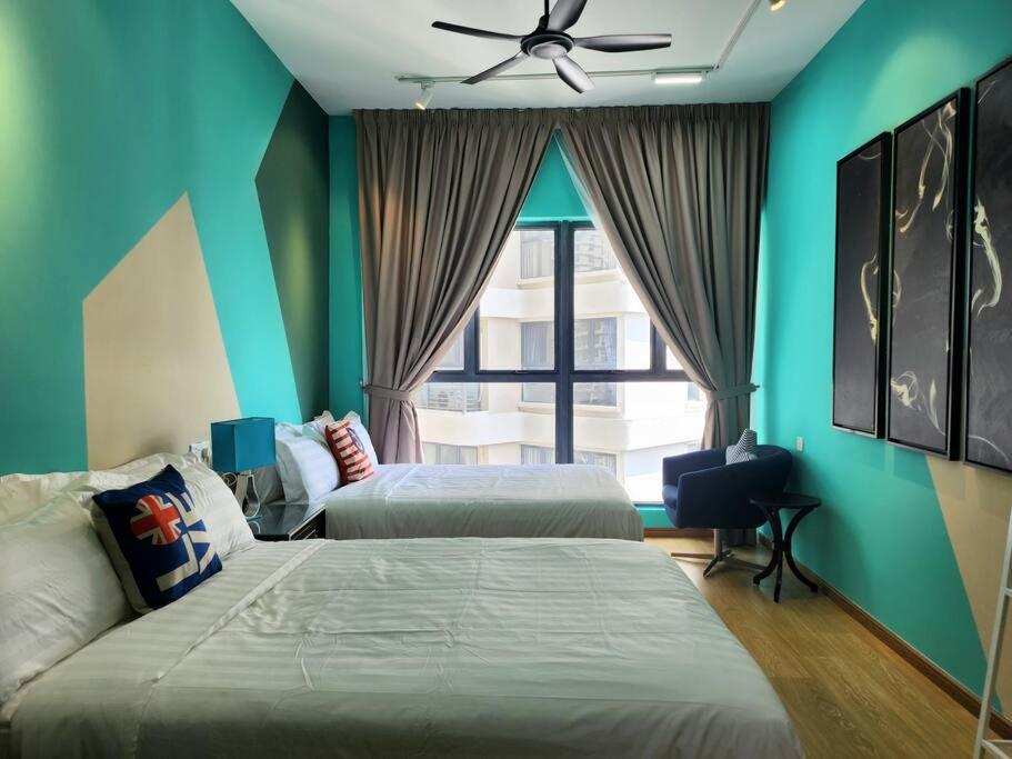 Danga Bay Designer Suites KKS Plus Collection