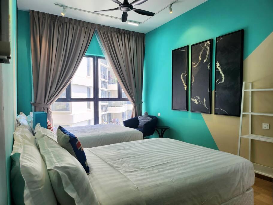 Danga Bay Designer Suites KKS Plus Collection