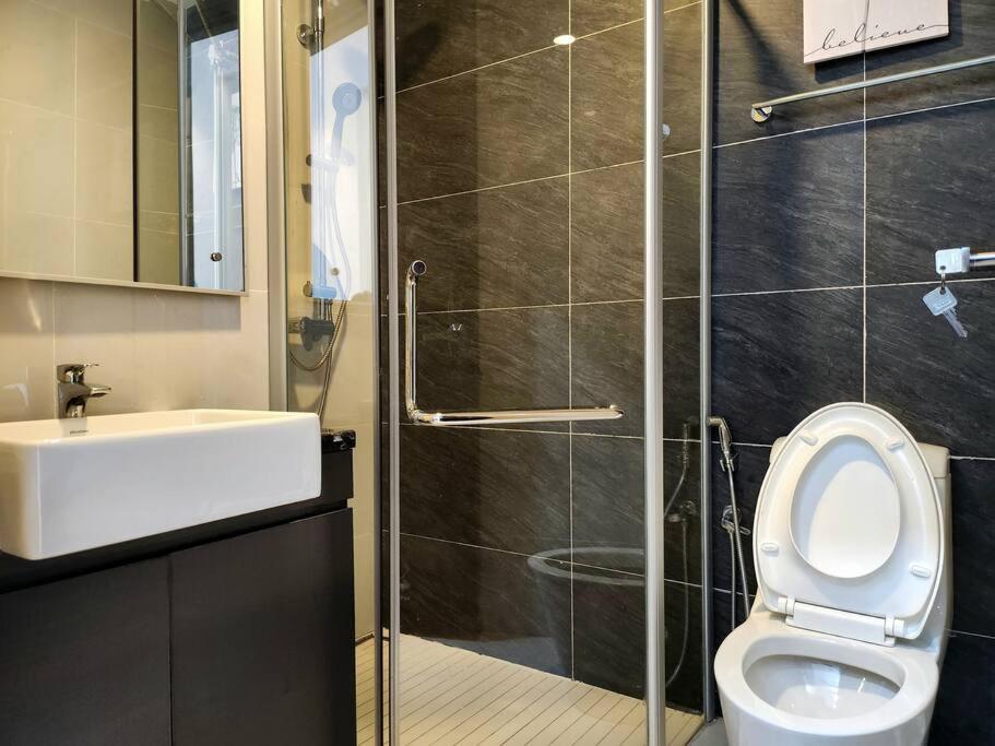 Danga Bay Designer Suites KKS Plus Collection