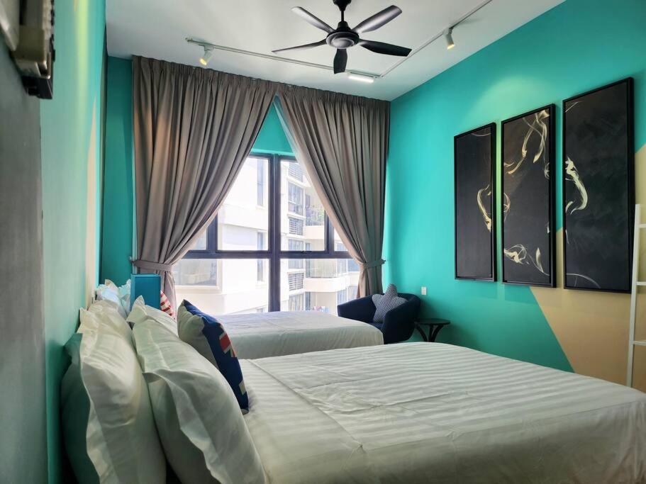 Danga Bay Designer Suites KKS Plus Collection