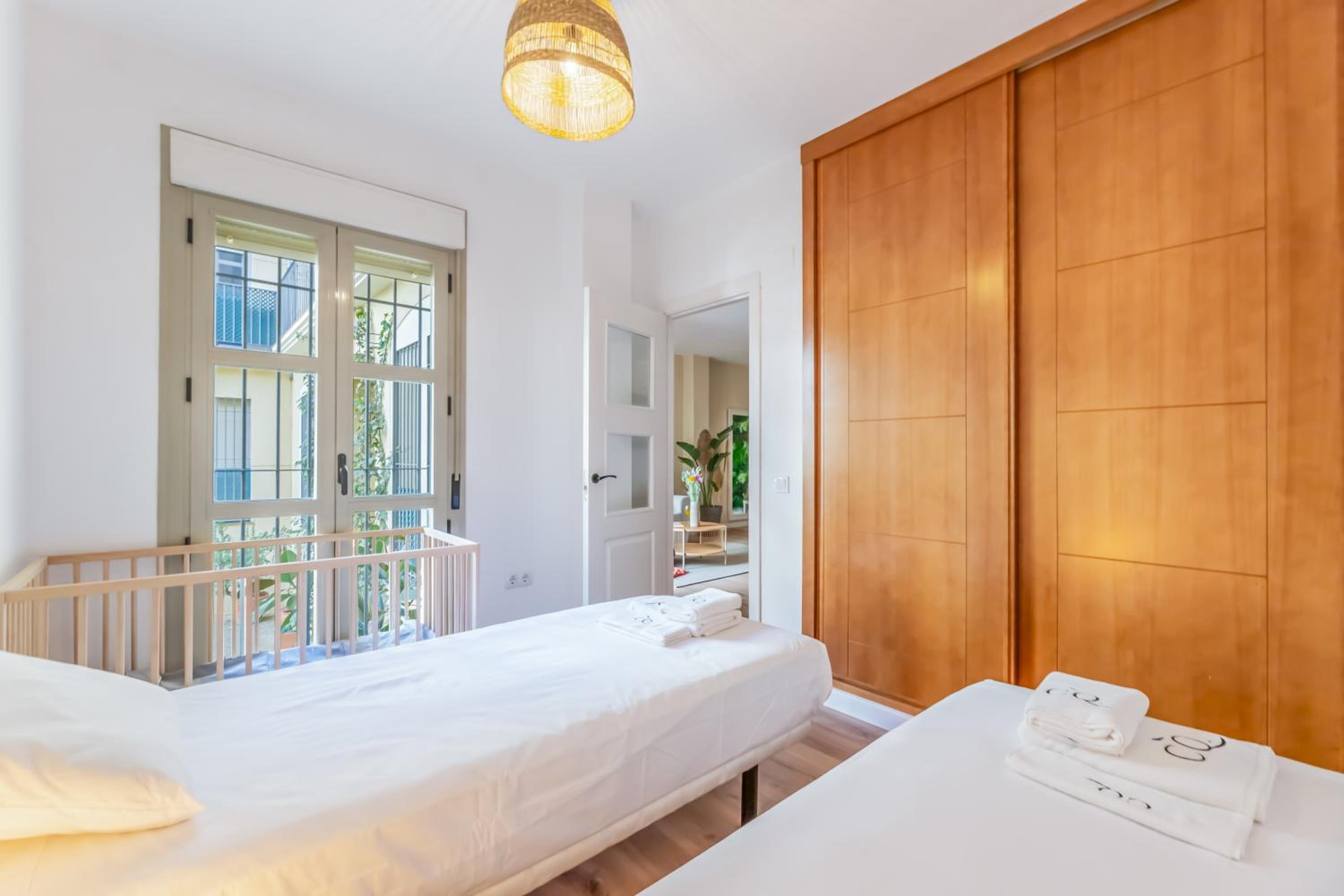 Charming 4-Bedroom Apartment in Malaga's Historic Center