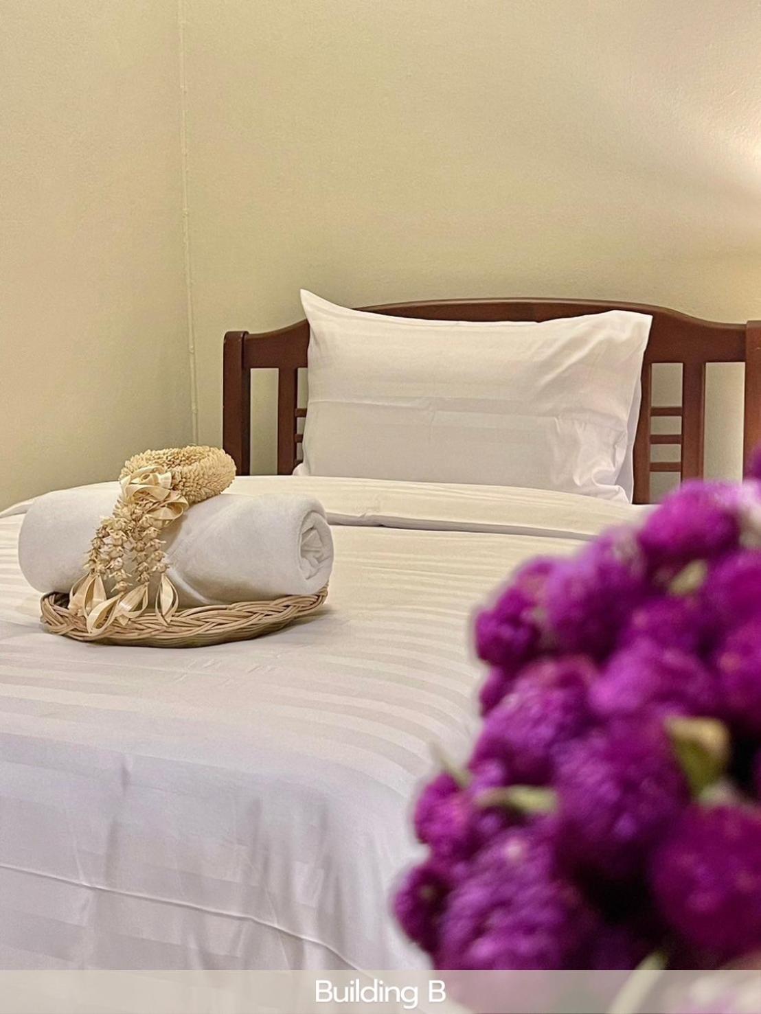 Sabaiday Guesthouse Nimman
