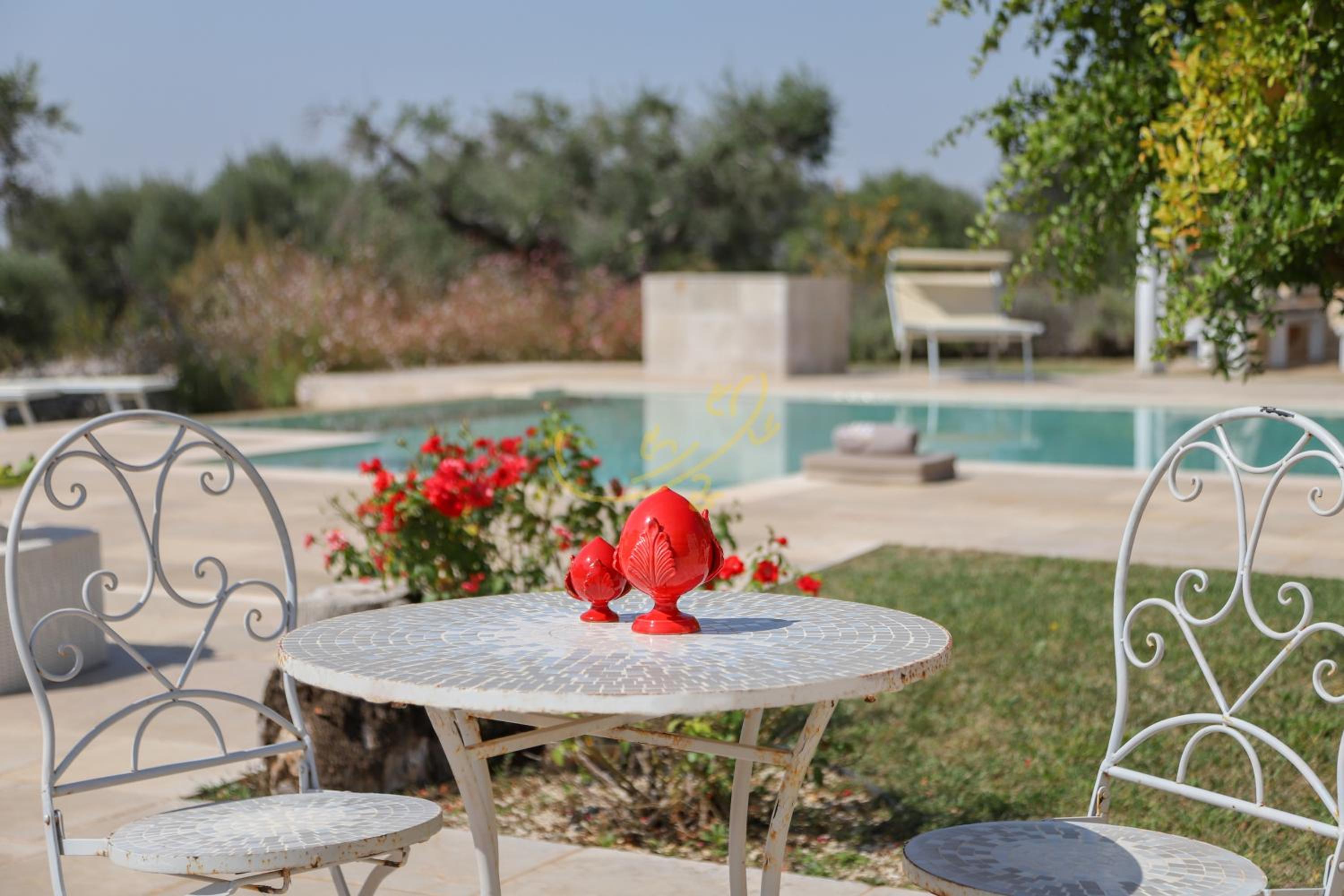 TD Trulli della Lama Private Trulli with Pool view 5