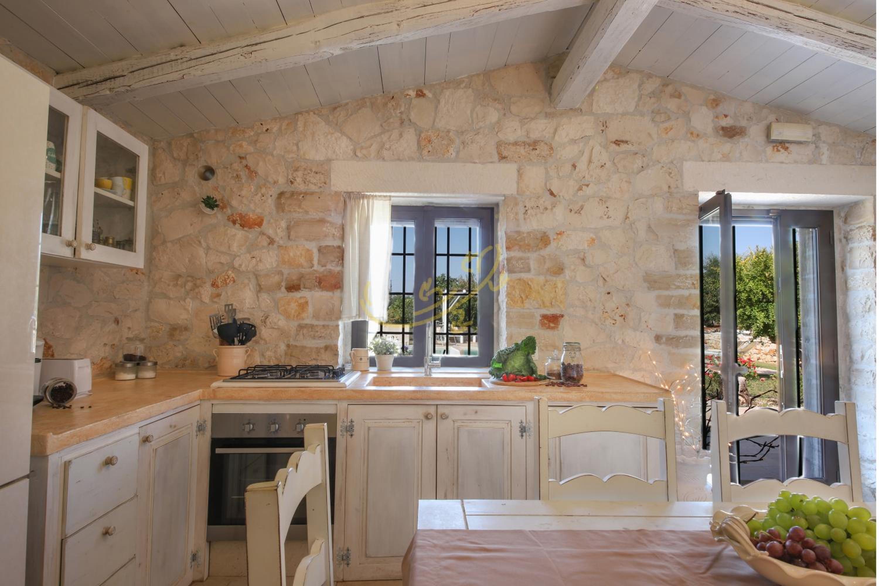 TD Trulli della Lama Private Trulli with Pool view 3