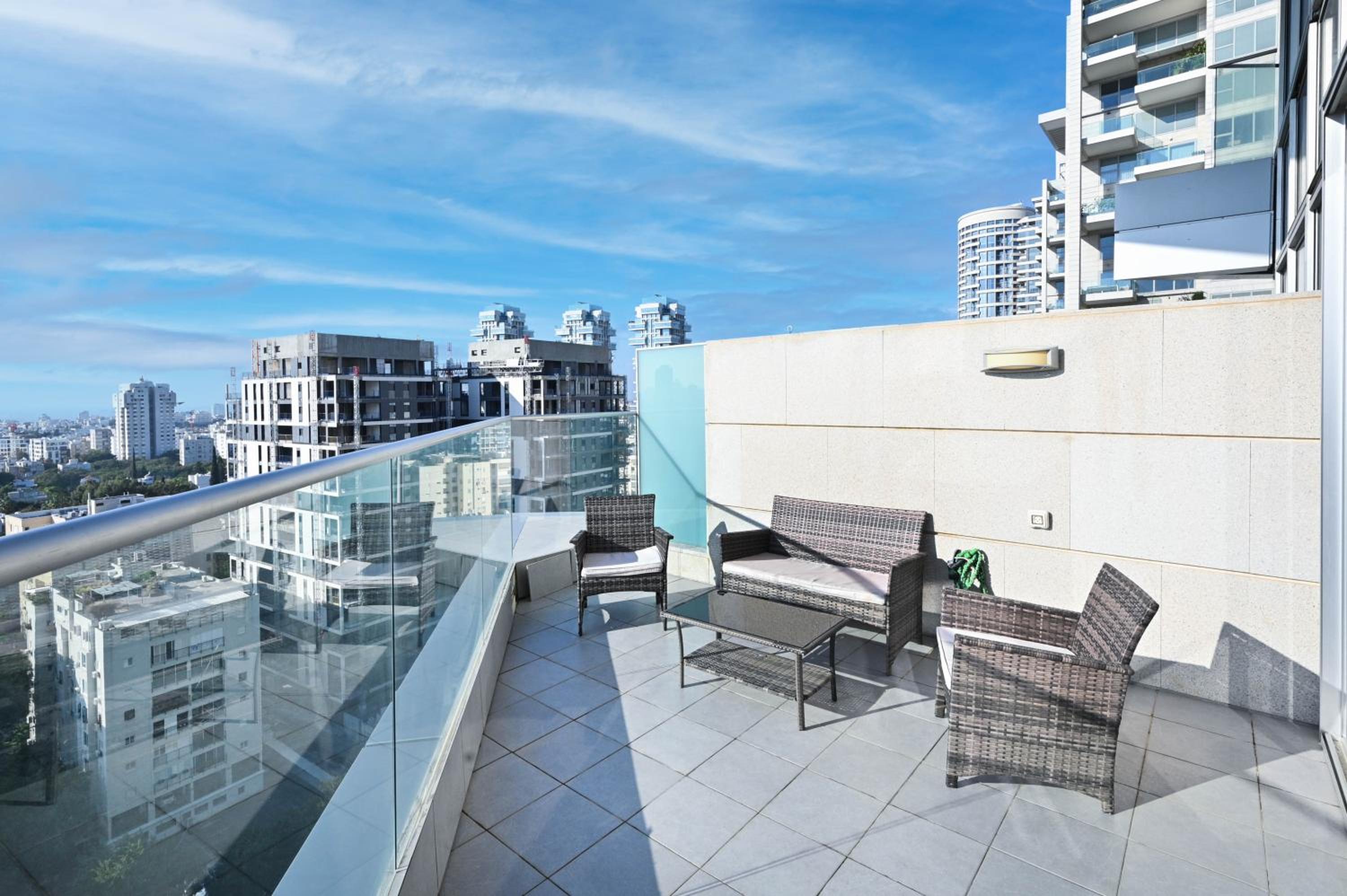 Park Tzameret 3BR Panoramic by HolyGuest view 3